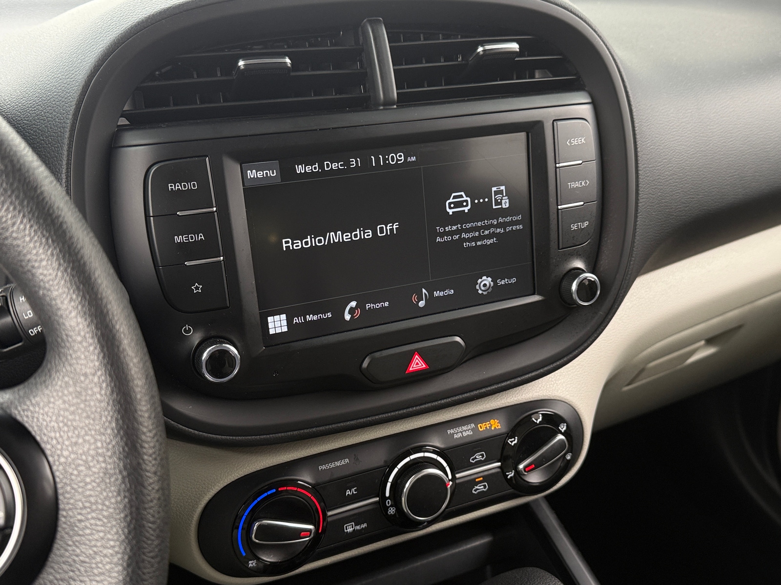 Thumbnail: 2023 Kia Soul - 4