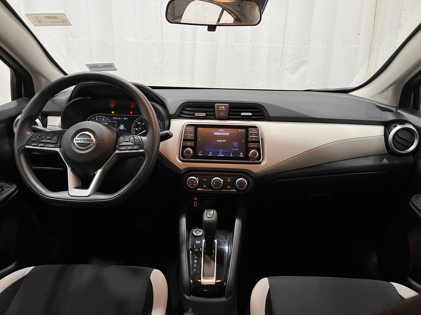 Thumbnail: 2022 Nissan Versa - 3