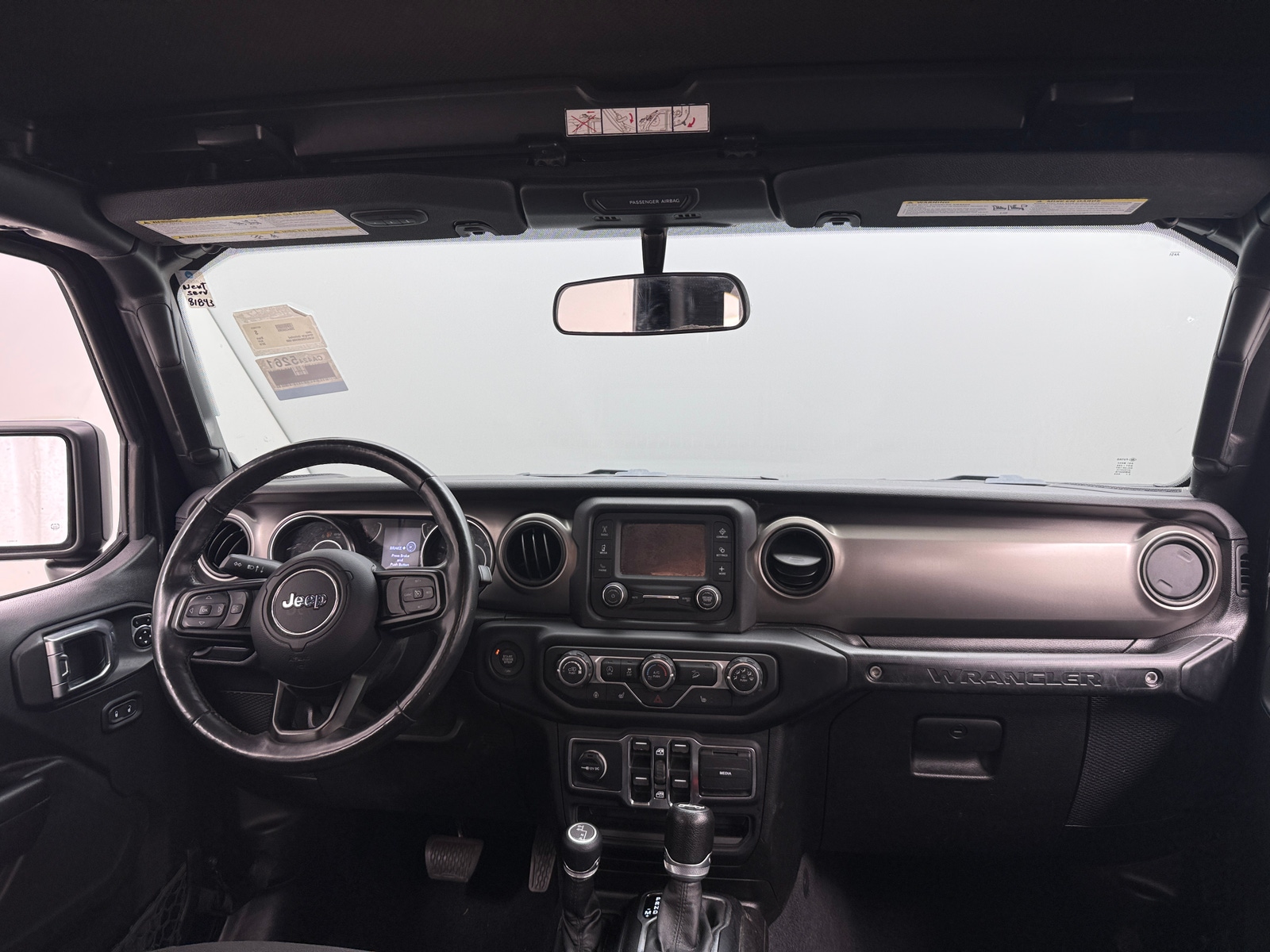 Thumbnail: 2019 Jeep Wrangler - 3