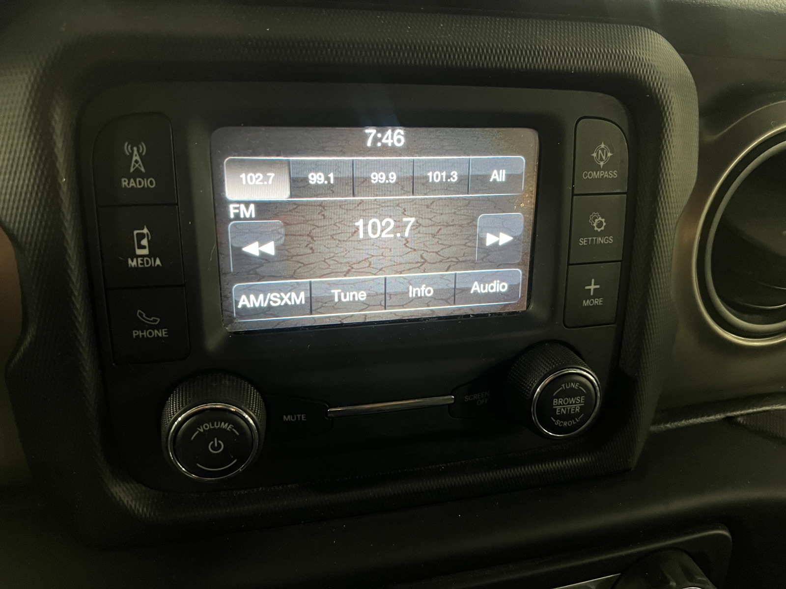 Thumbnail: 2019 Jeep Wrangler - 4