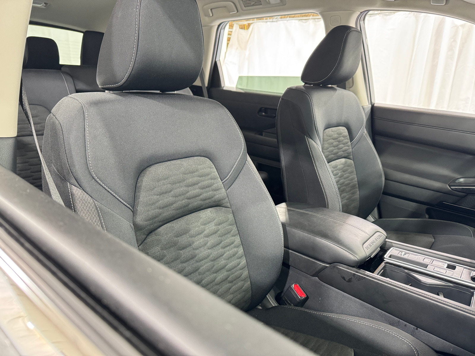 Thumbnail: 2025 Nissan Pathfinder - 2