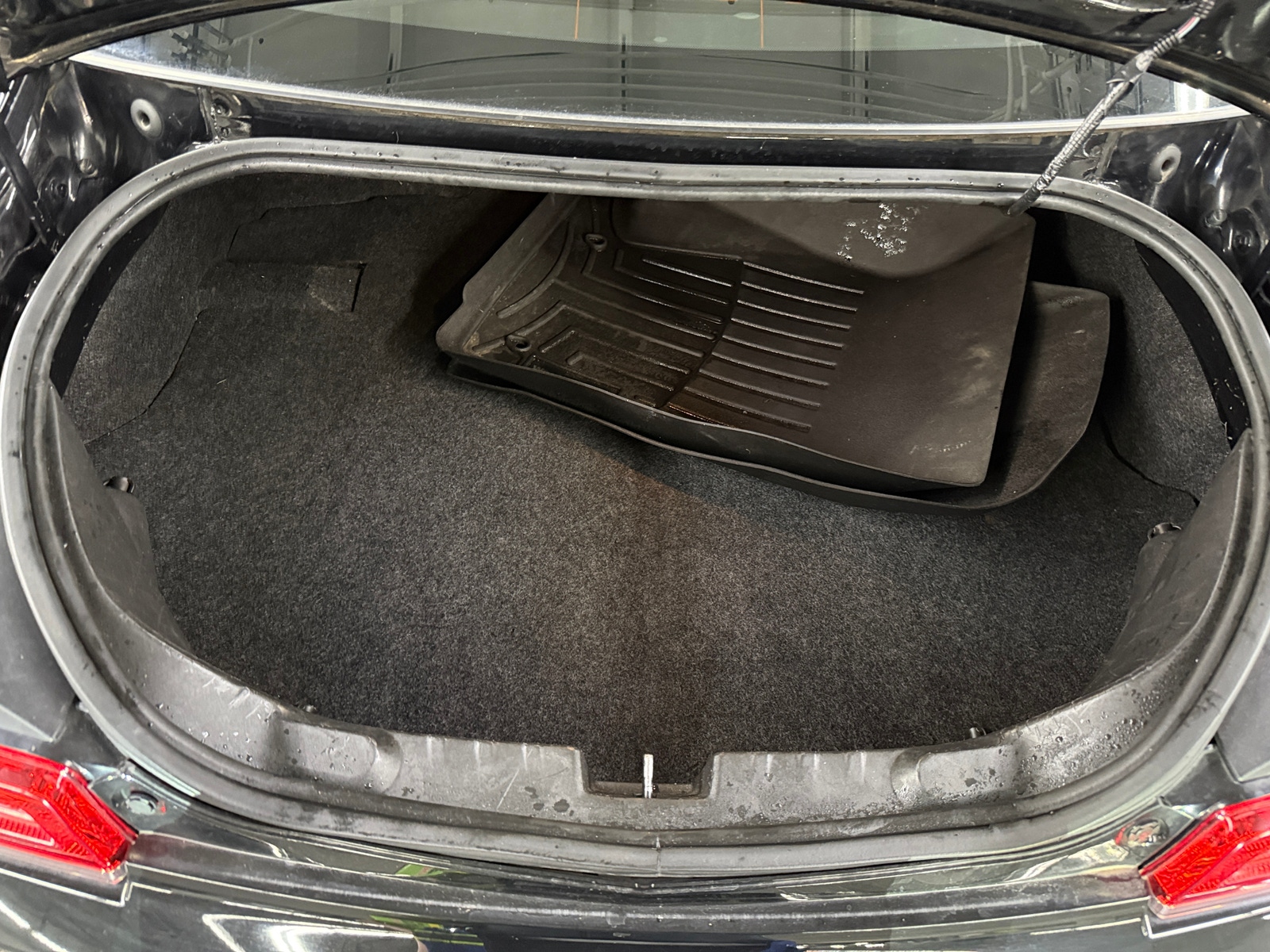 Thumbnail: 2014 Chevrolet Camaro - 5