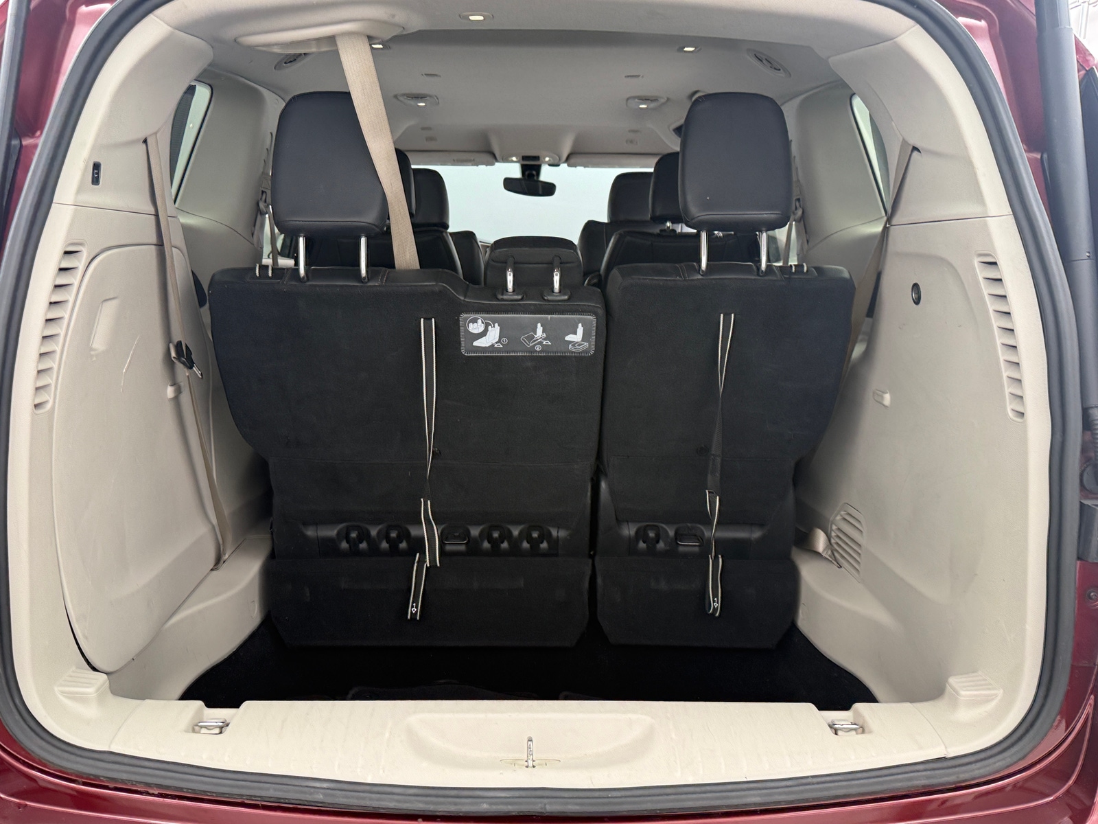 Thumbnail: 2019 Chrysler Pacifica - 6