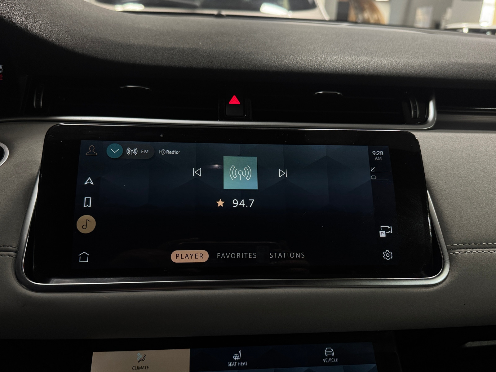 Thumbnail: 2021 Land Rover Range Rover Evoque - 3