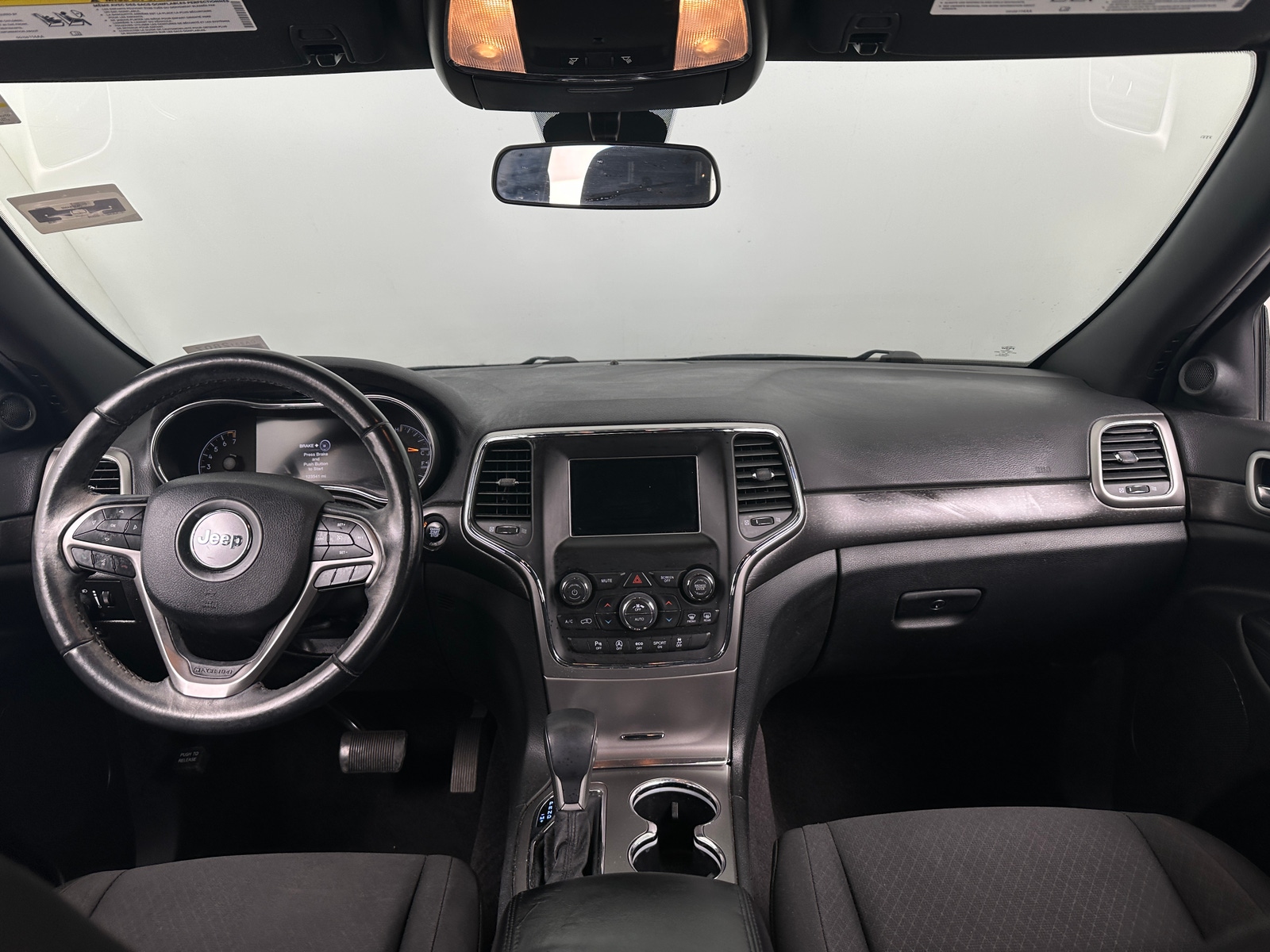 Thumbnail: 2018 Jeep Grand Cherokee - 3