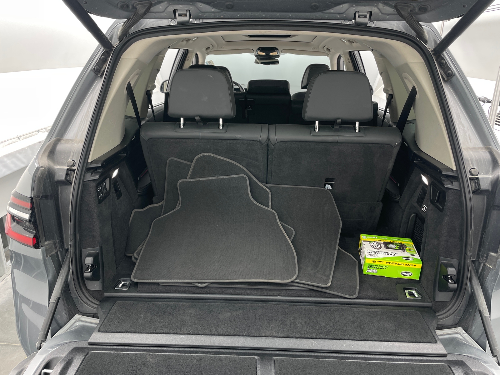 Thumbnail: 2024 BMW X7 - 6