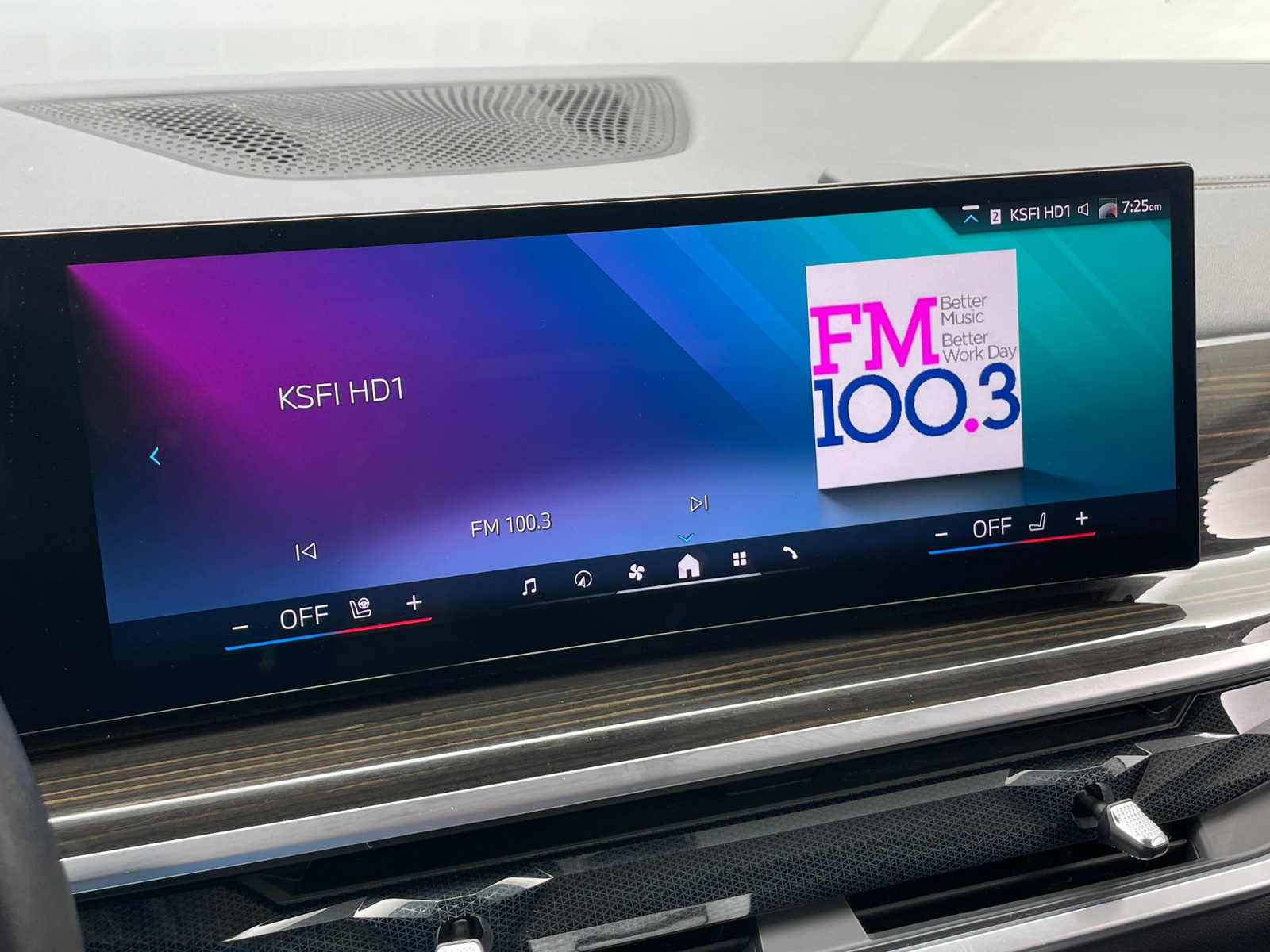 Thumbnail: 2024 BMW X7 - 3