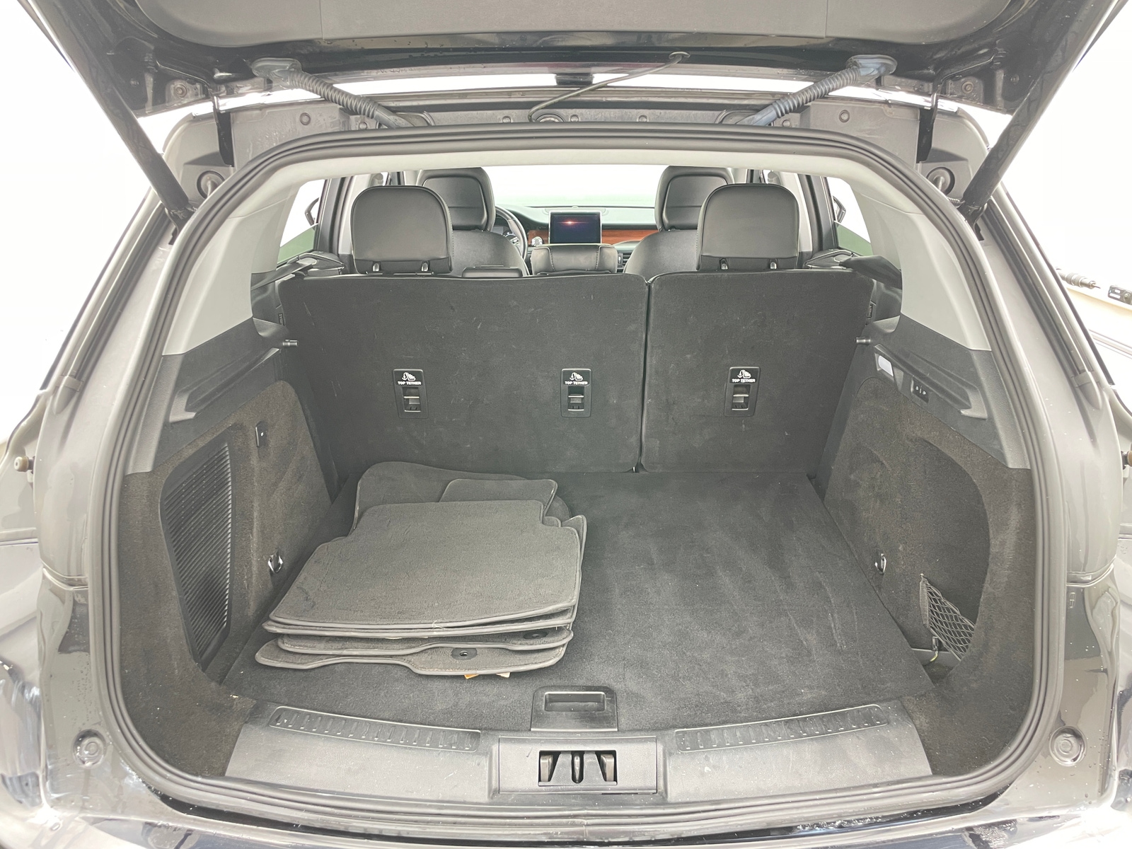 Thumbnail: 2020 Lincoln Corsair - 6