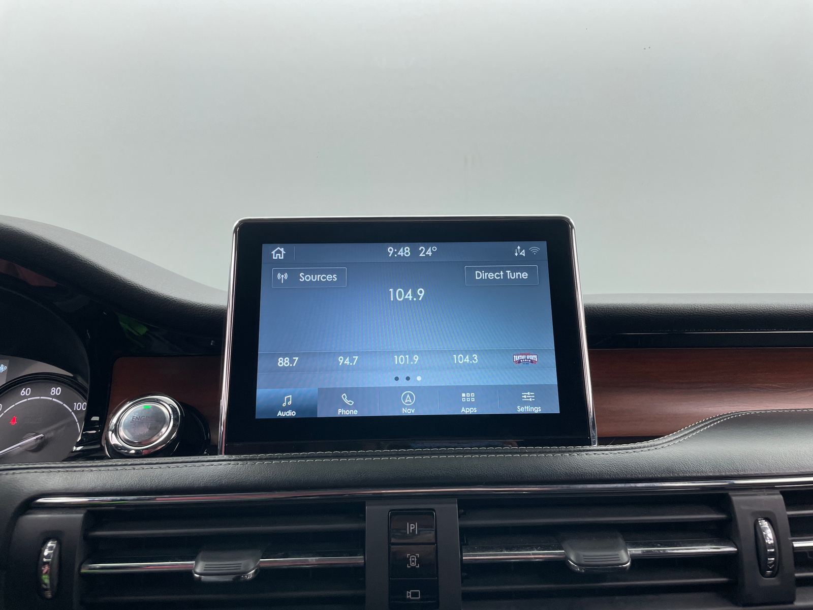 Thumbnail: 2020 Lincoln Corsair - 3