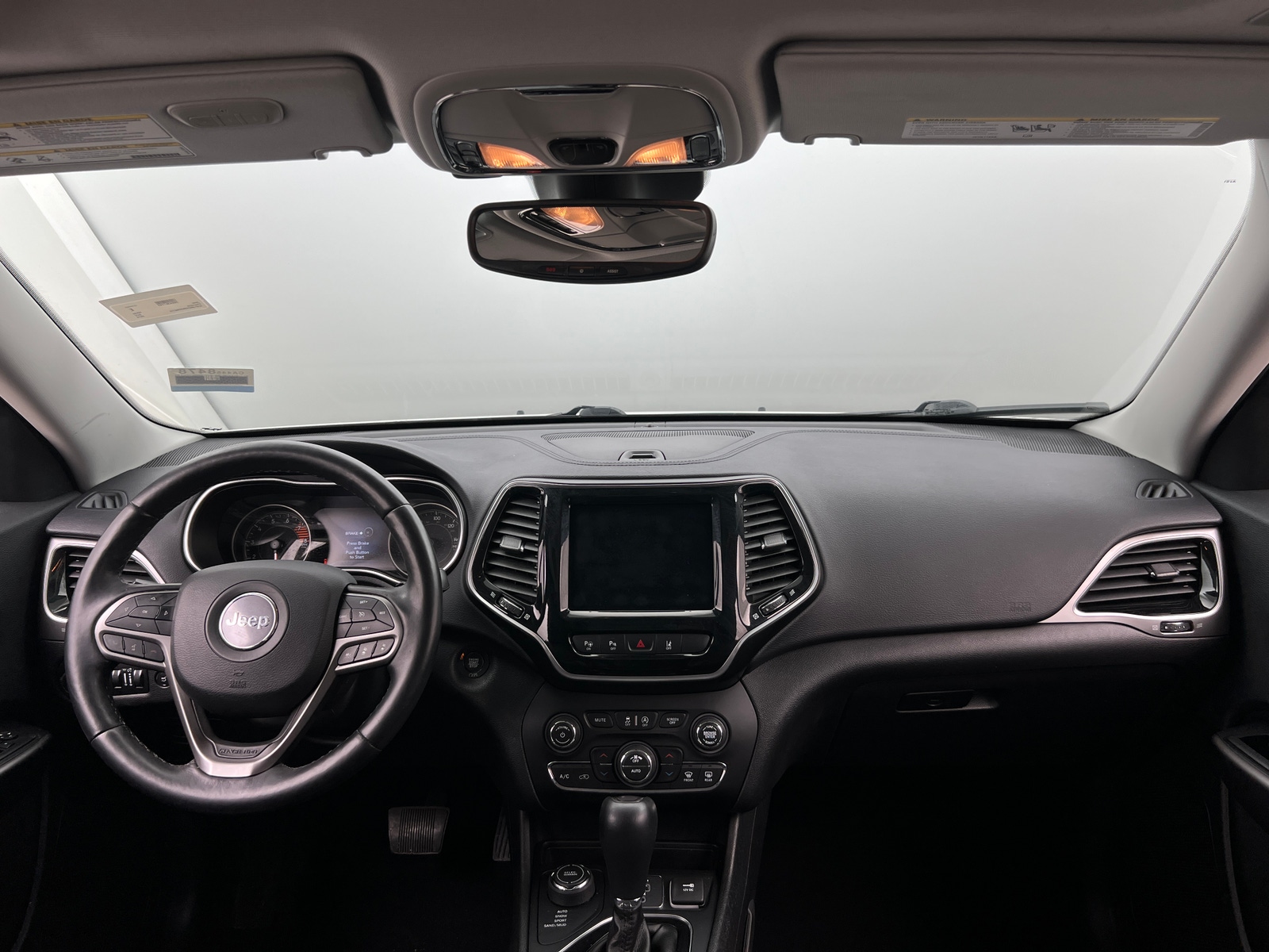 Thumbnail: 2019 Jeep Cherokee - 2