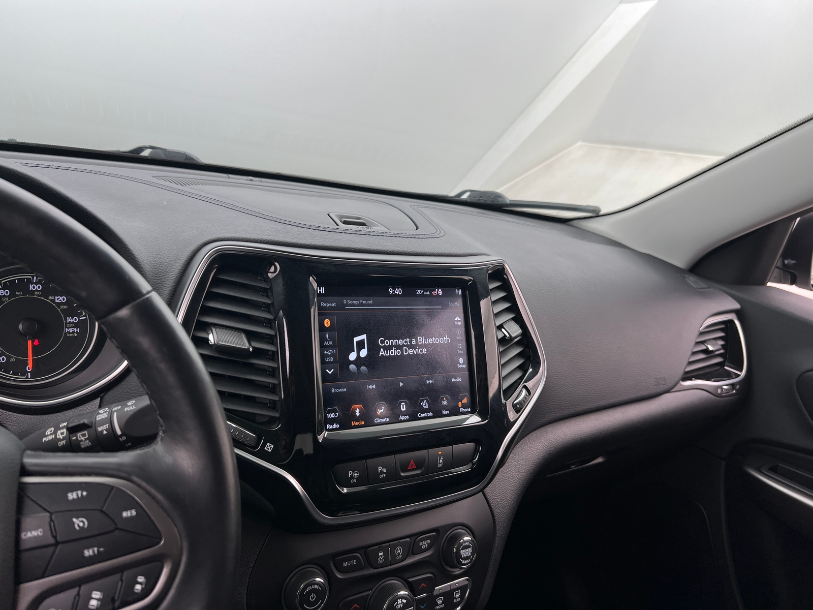 Thumbnail: 2019 Jeep Cherokee - 3