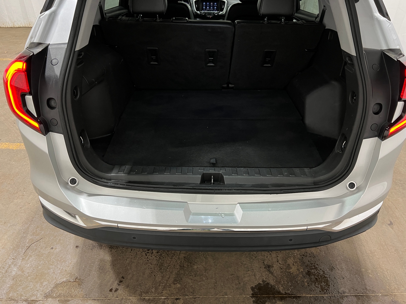 Thumbnail: 2022 GMC Terrain - 6