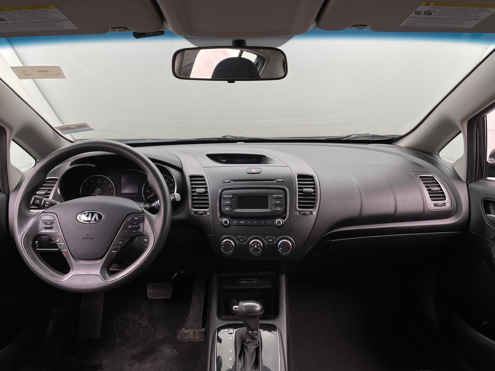 Thumbnail: 2018 Kia Forte - 3