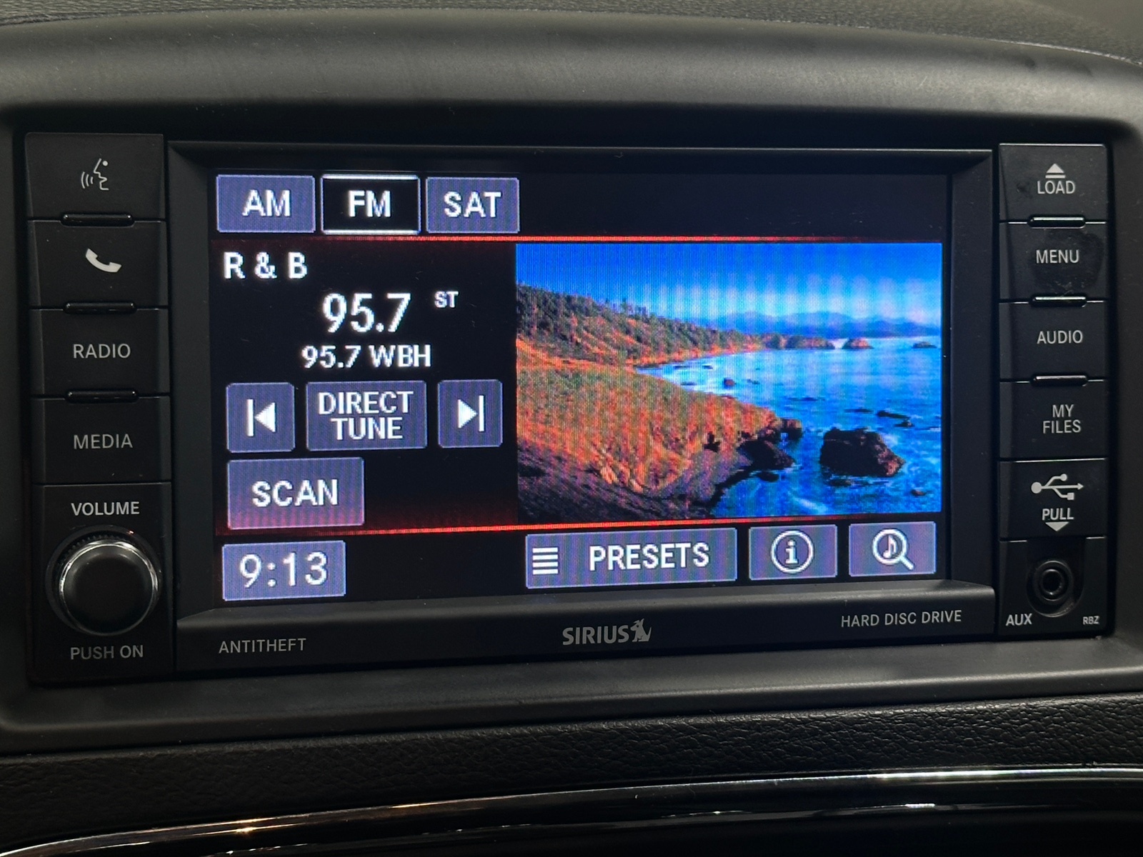 Thumbnail: 2018 Dodge Grand Caravan - 4