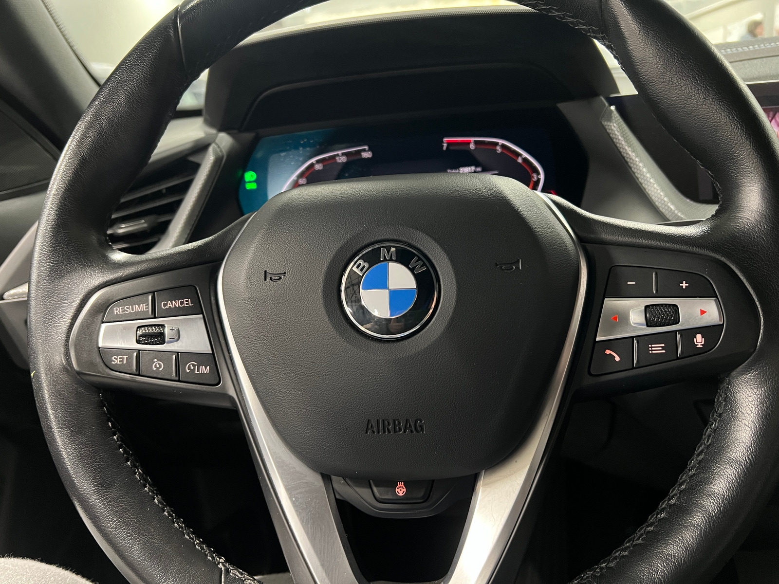 Thumbnail: 2024 BMW 2 Series - 4