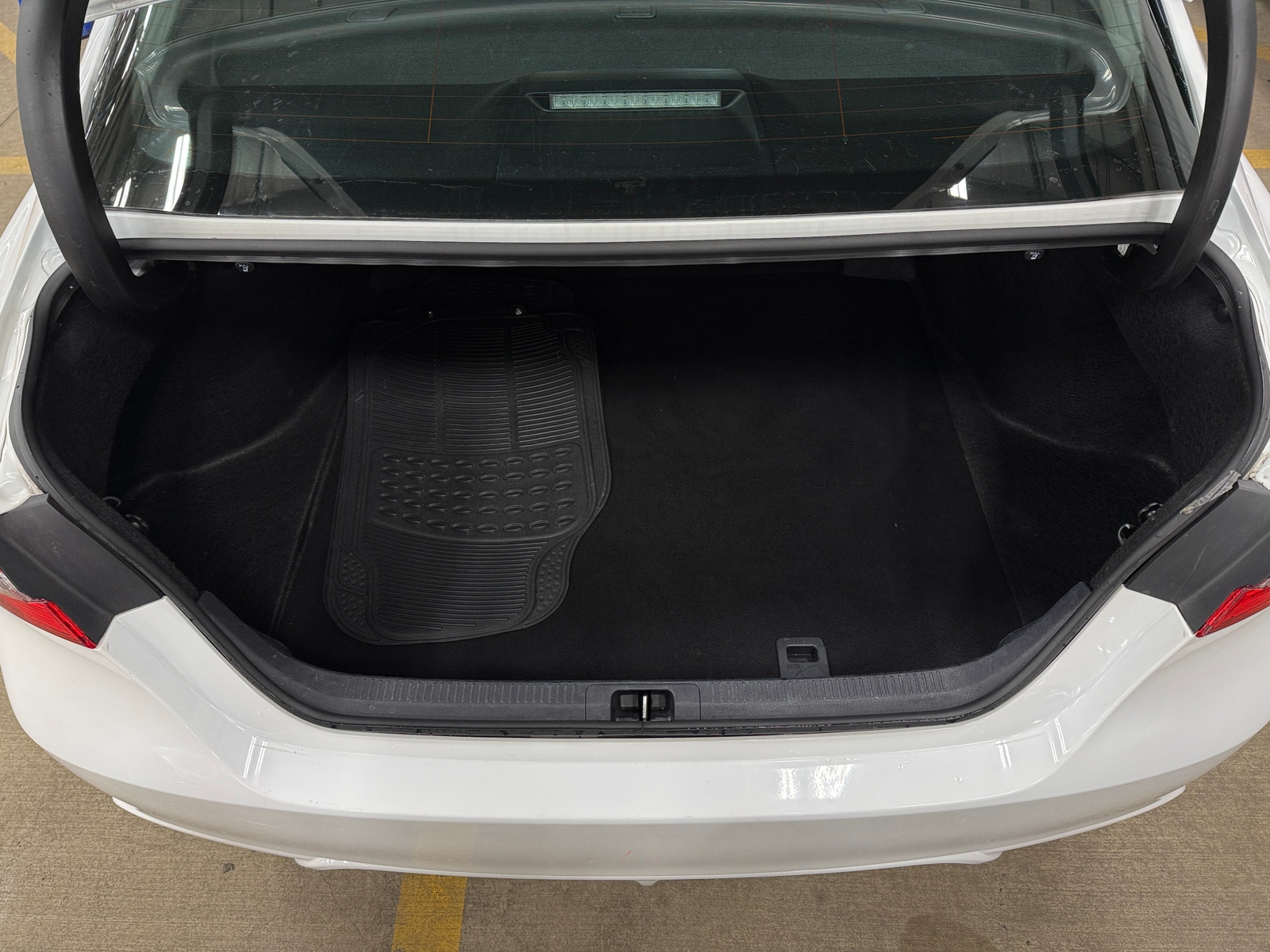 Thumbnail: 2024 Toyota Camry - 6