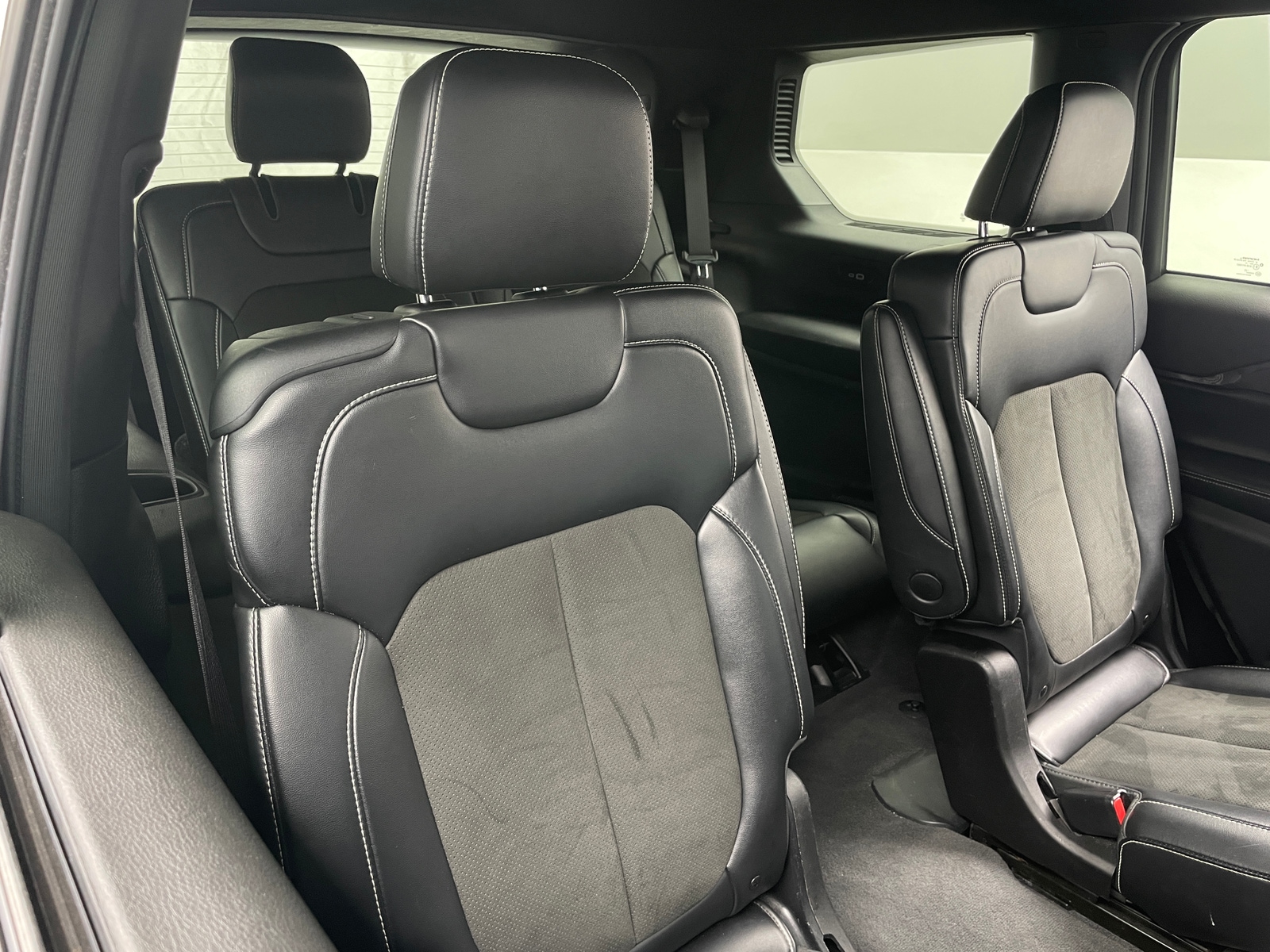 Thumbnail: 2021 Jeep Grand Cherokee L - 5