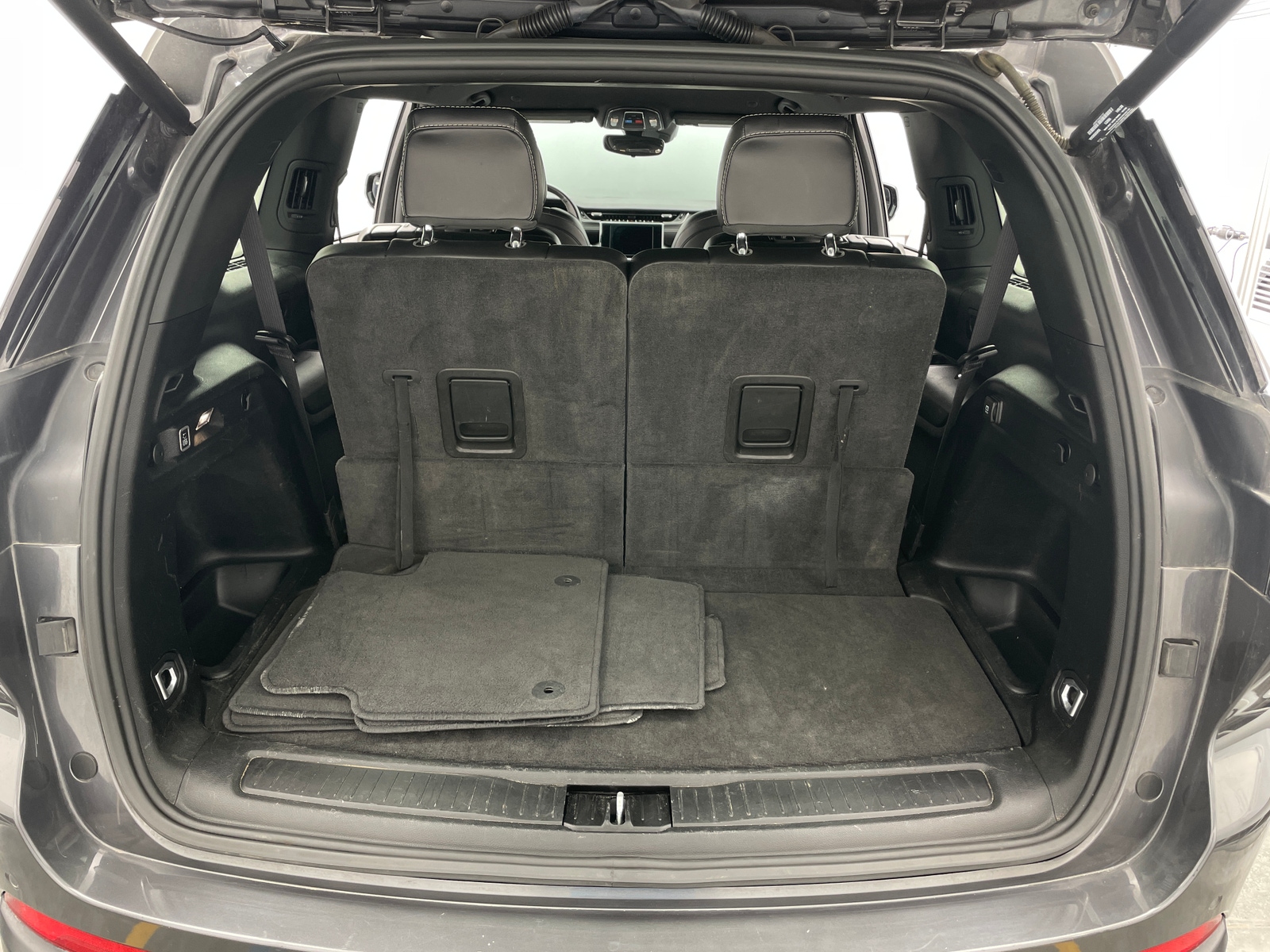 Thumbnail: 2021 Jeep Grand Cherokee L - 6