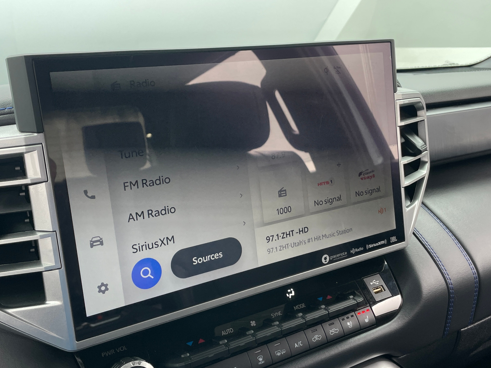 Thumbnail: 2022 Toyota Tundra - 3