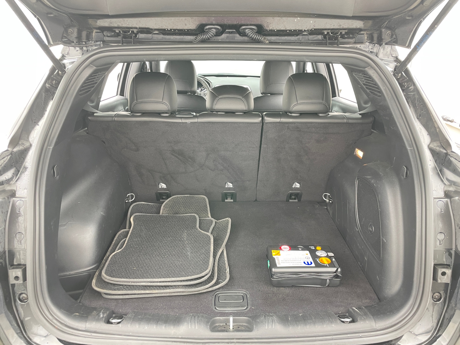 Thumbnail: 2021 Jeep Compass - 7