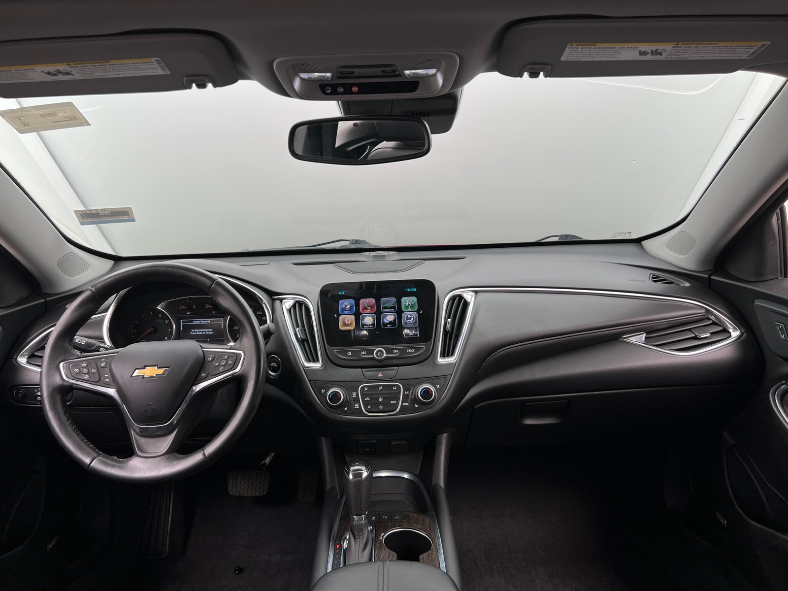 Thumbnail: 2018 Chevrolet Malibu - 2