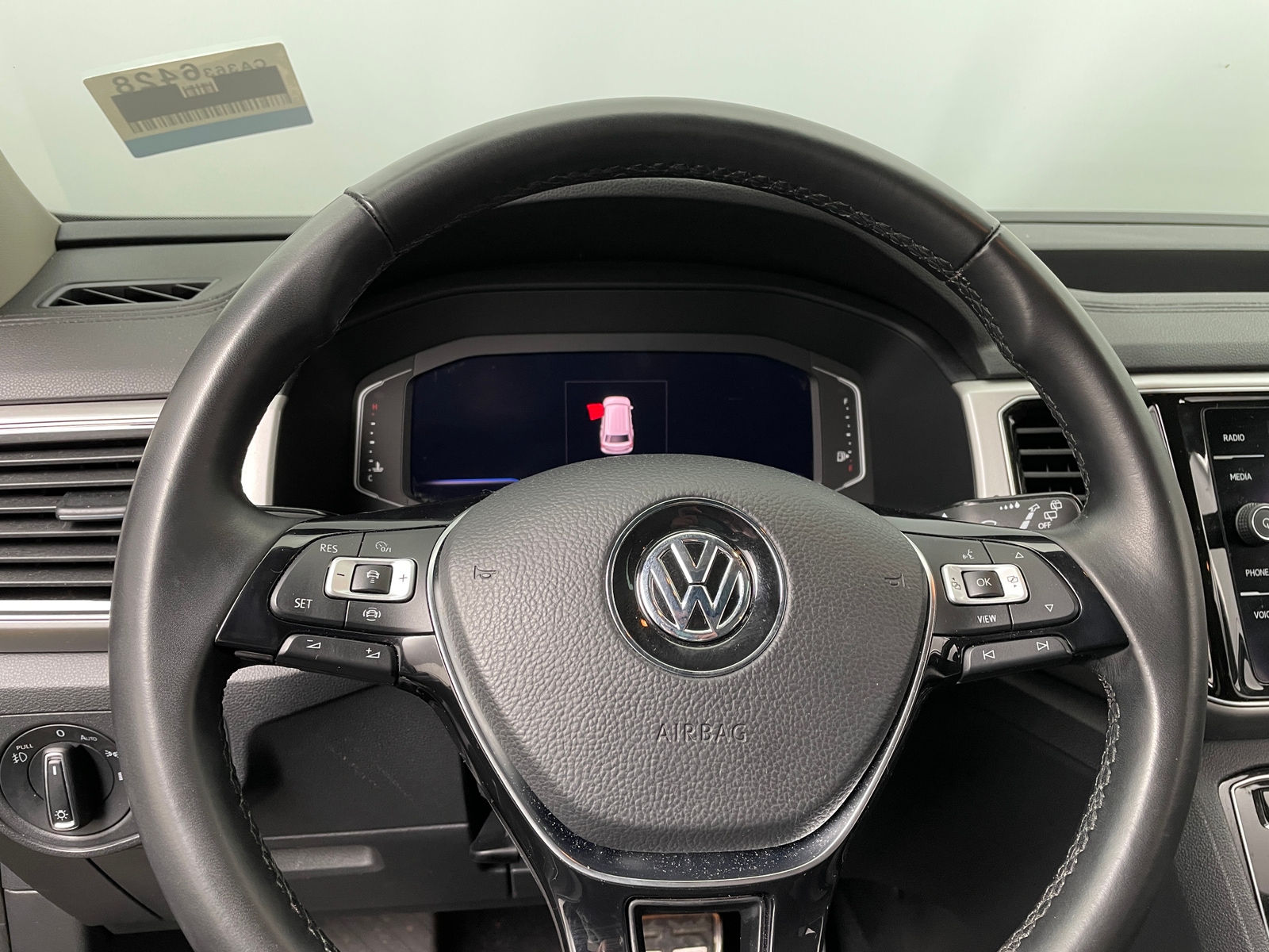 Thumbnail: 2019 Volkswagen Atlas - 4