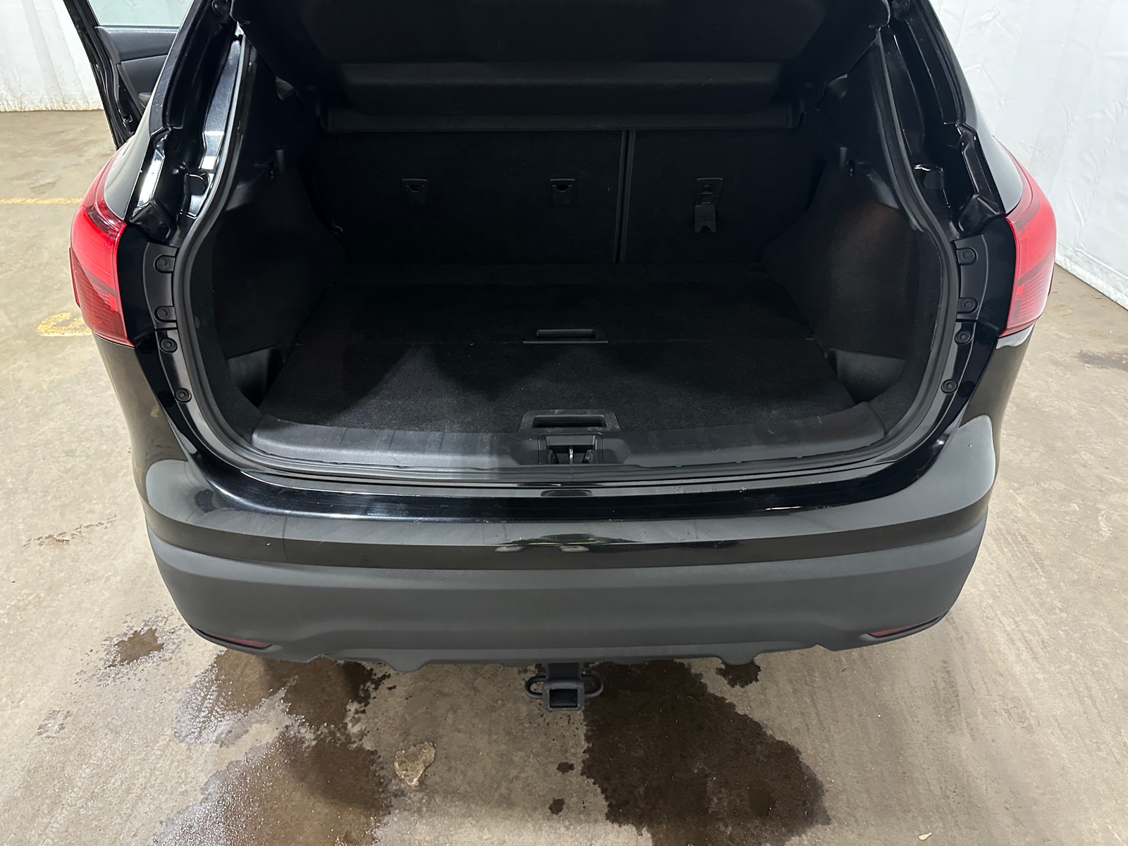 Thumbnail: 2017 Nissan Rogue Sport - 7