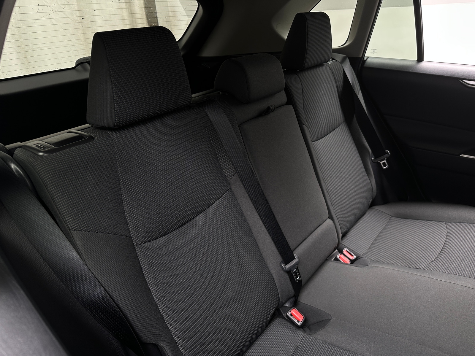 Thumbnail: 2021 Toyota RAV4 - 6