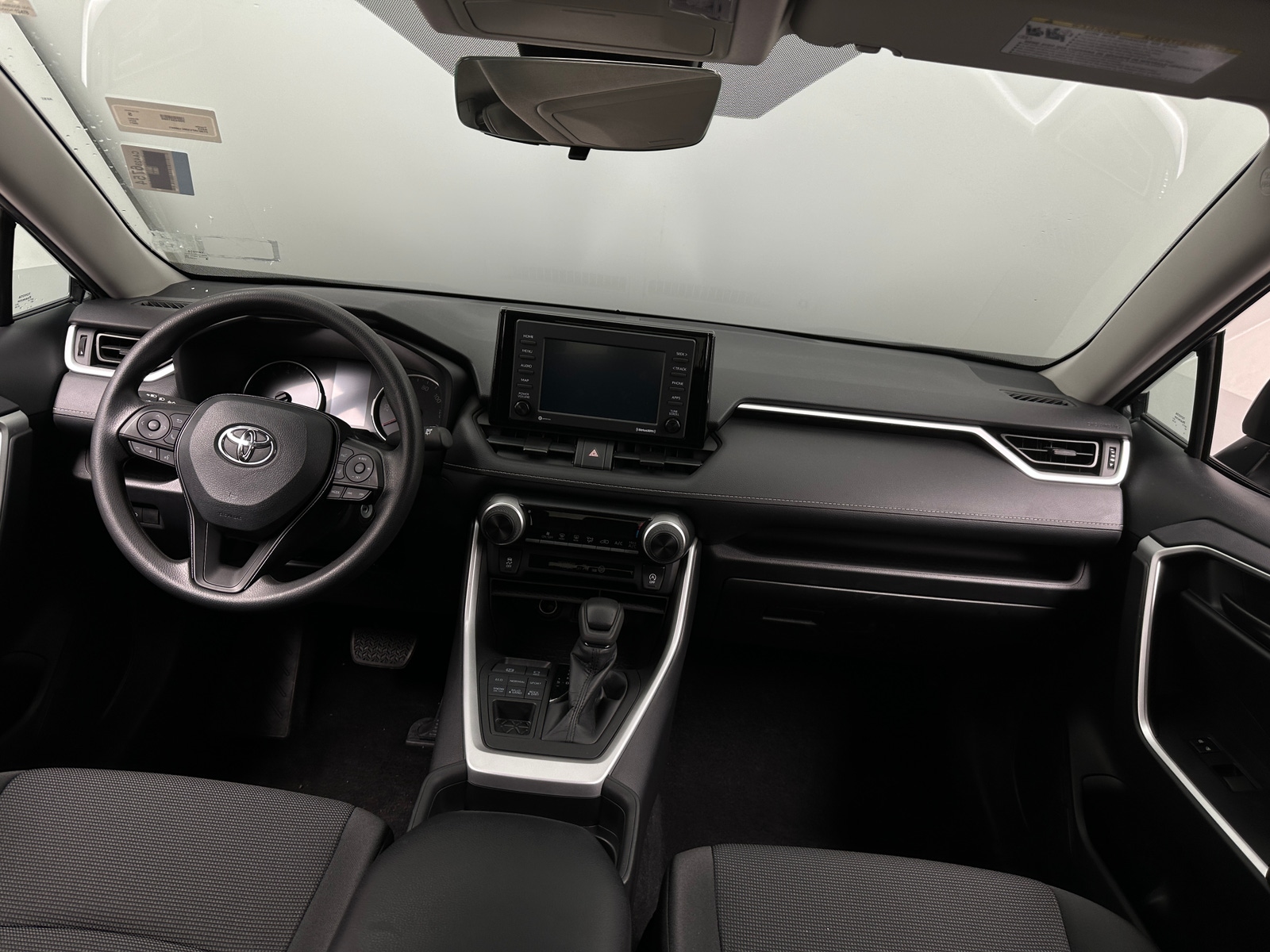 Thumbnail: 2021 Toyota RAV4 - 3