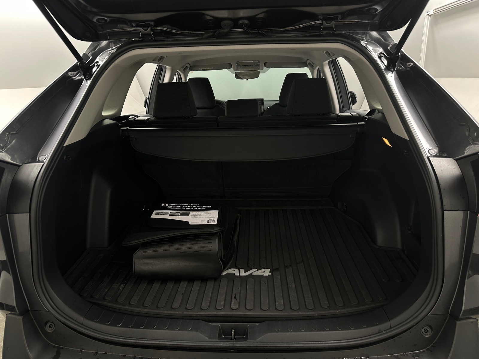 Thumbnail: 2021 Toyota RAV4 - 7