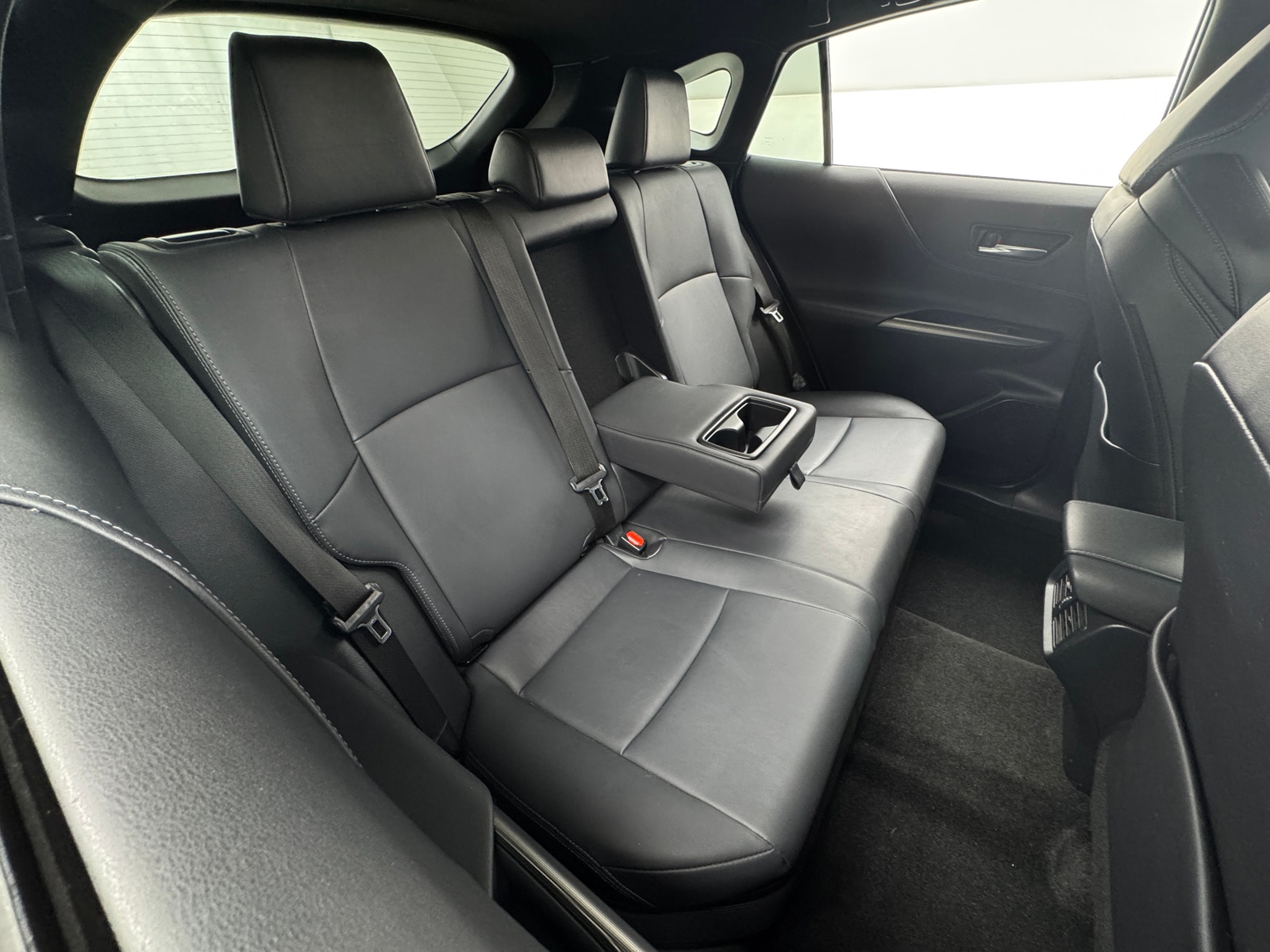 Thumbnail: 2022 Toyota Venza - 5