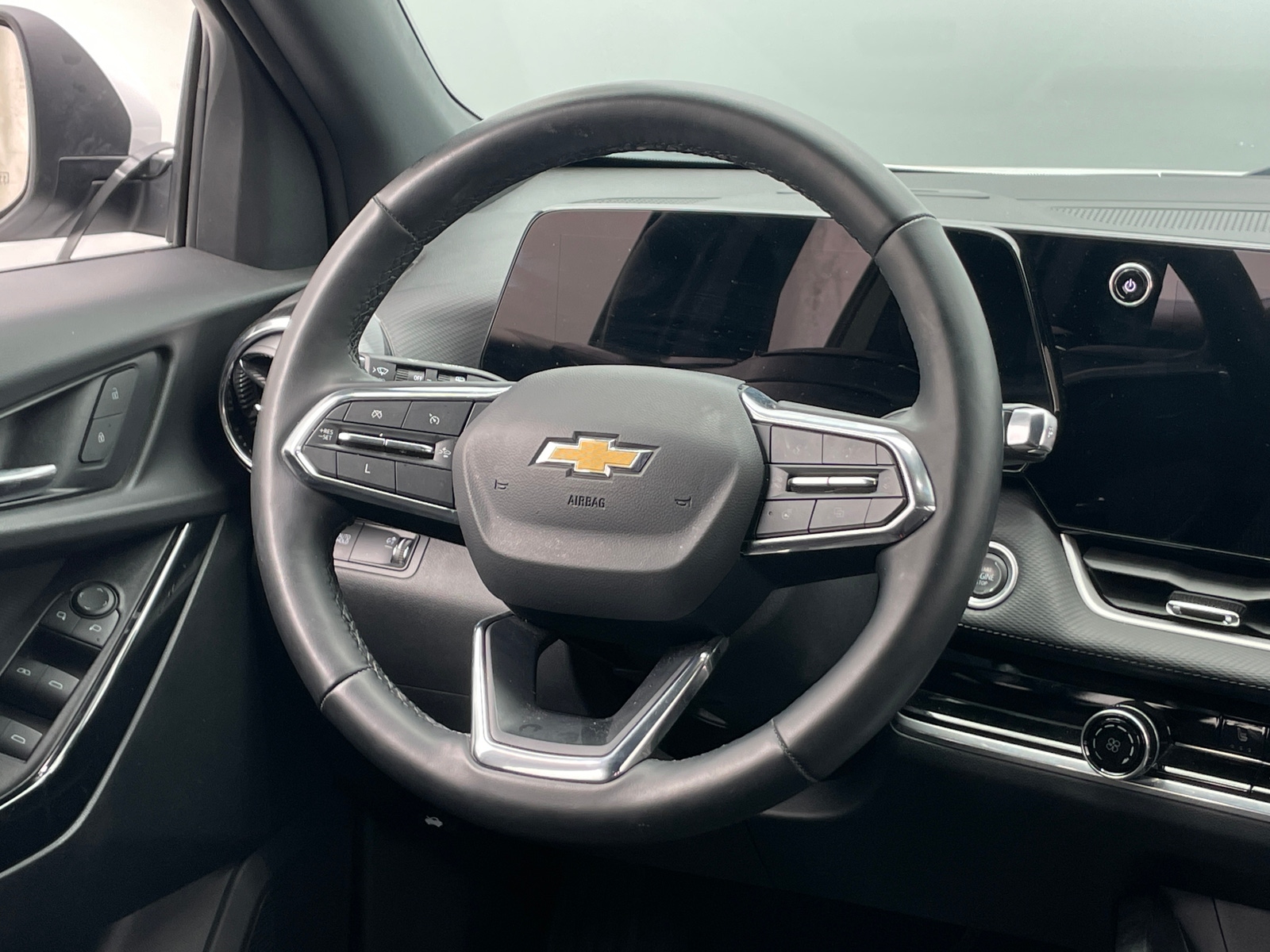 Thumbnail: 2025 Chevrolet Equinox - 5