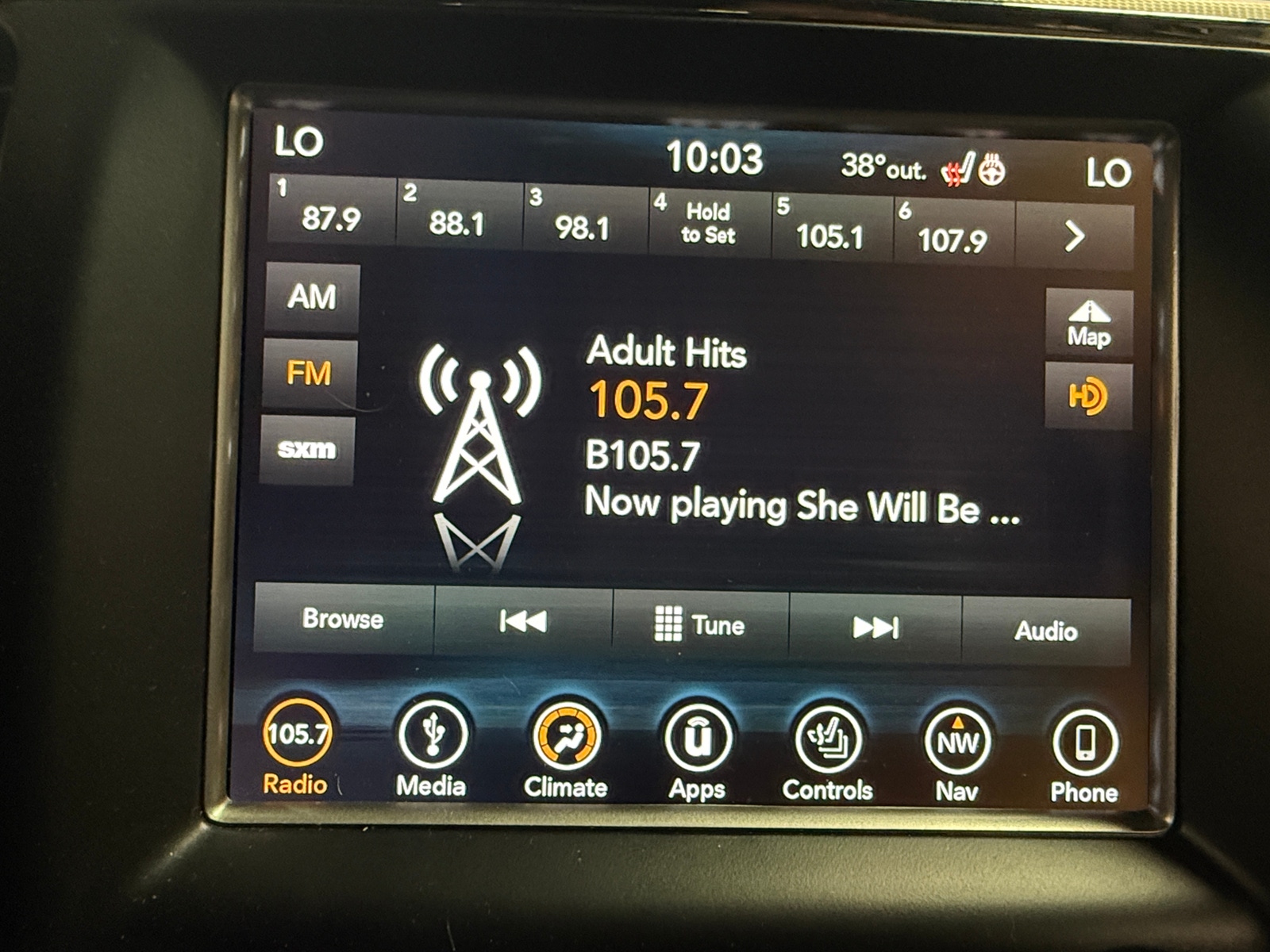 Thumbnail: 2018 Jeep Grand Cherokee - 3