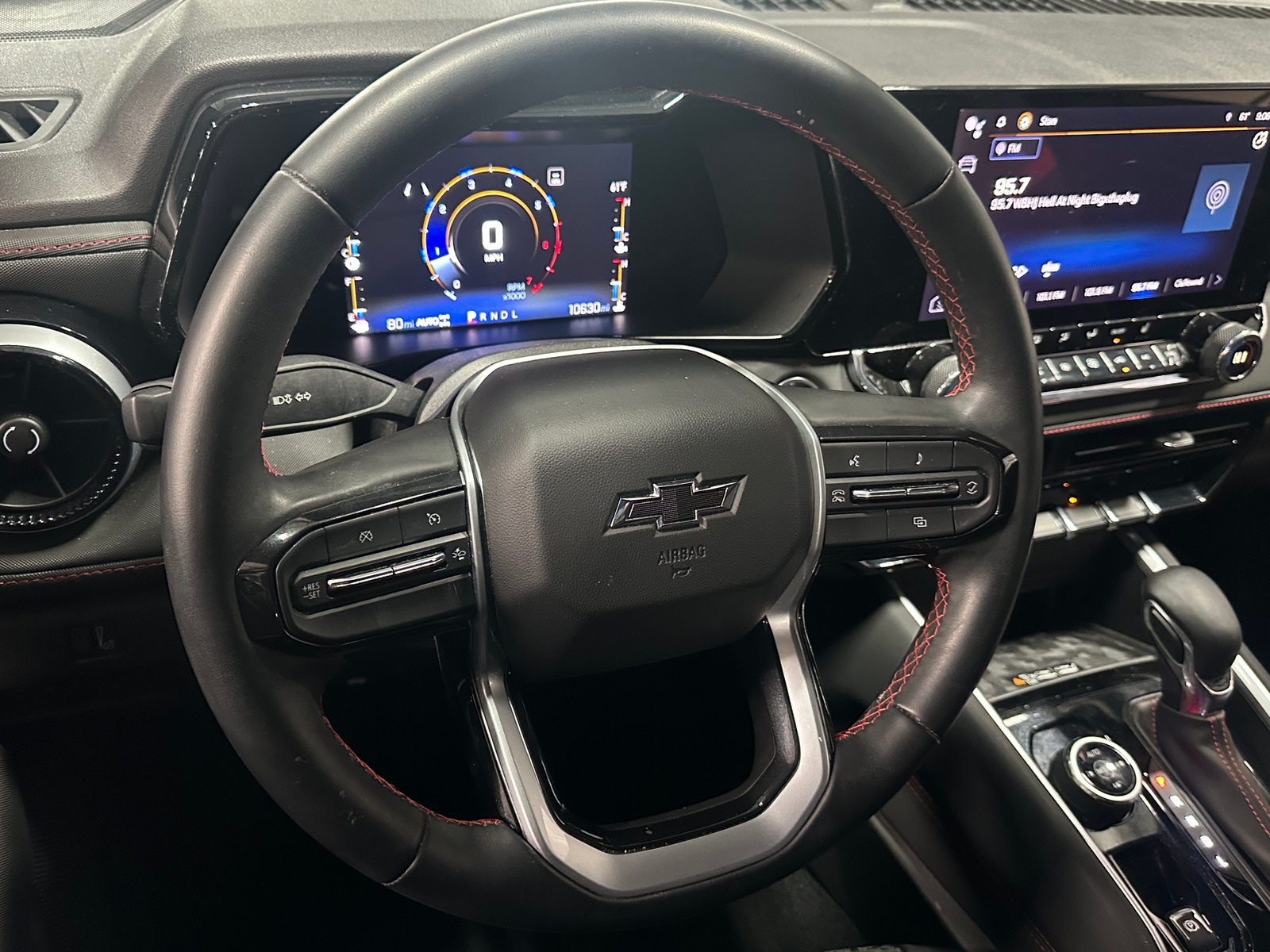 Thumbnail: 2023 Chevrolet Colorado - 5