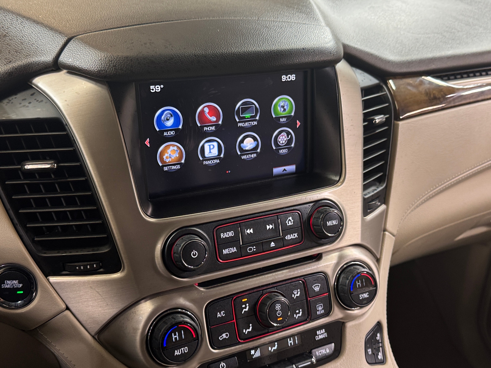 Thumbnail: 2016 GMC Yukon - 3