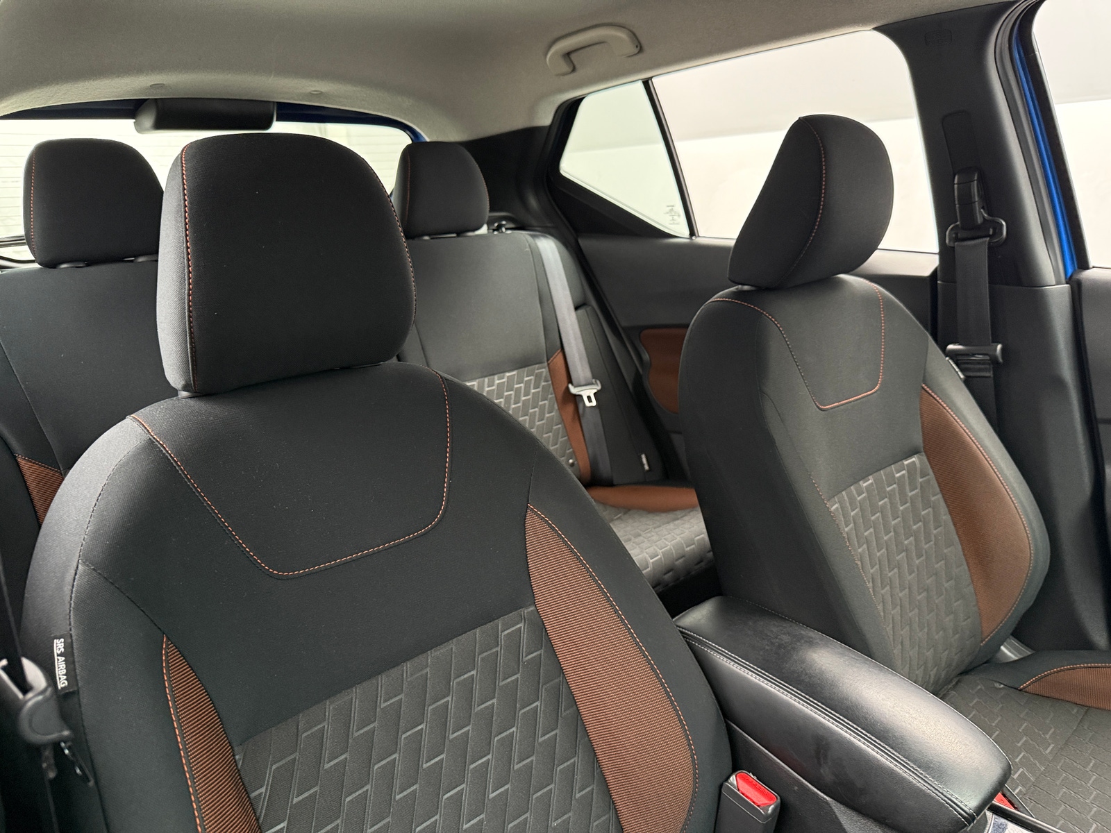 Thumbnail: 2023 Nissan Kicks - 2