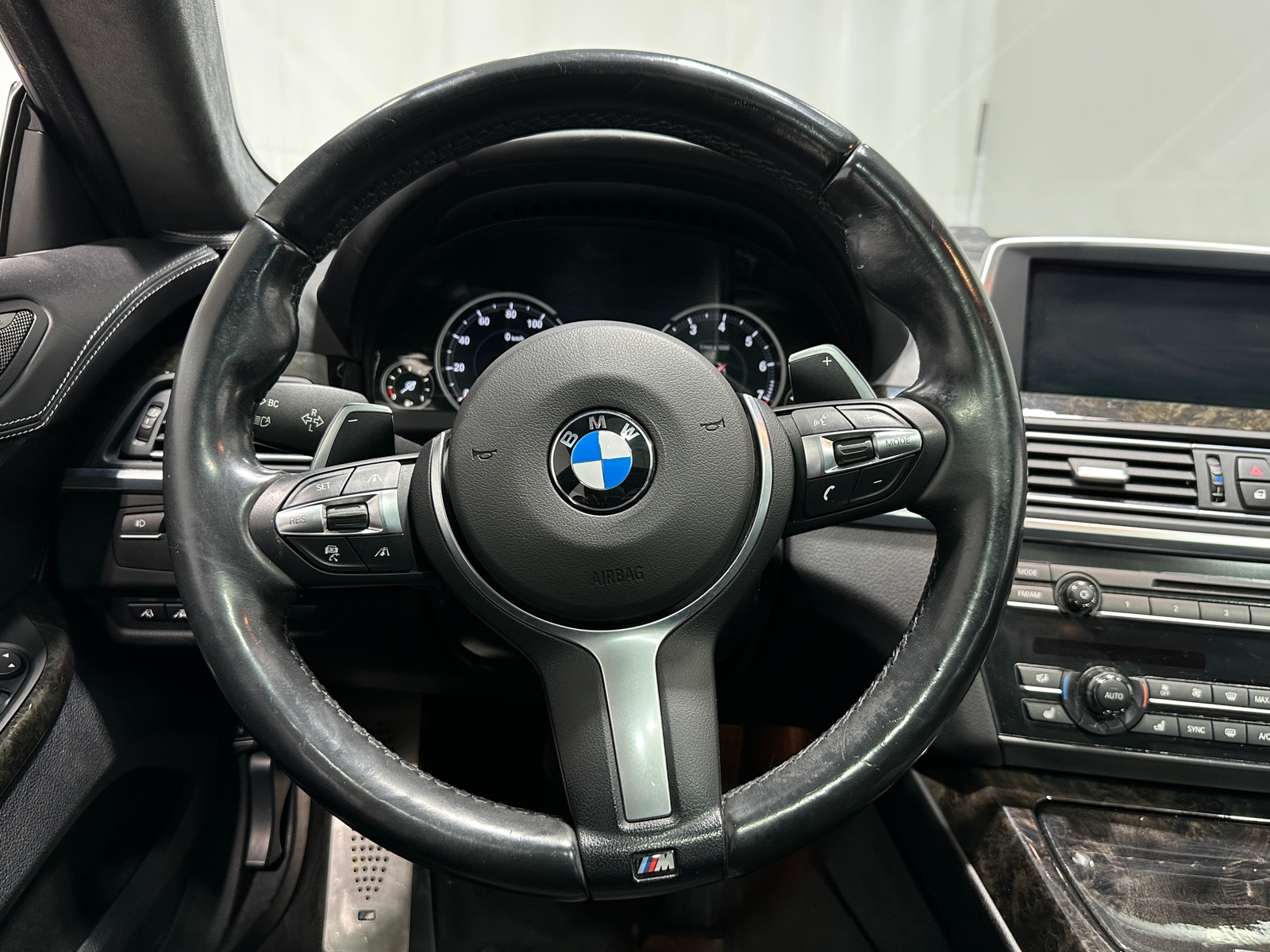Thumbnail: 2015 BMW 6 Series - 3