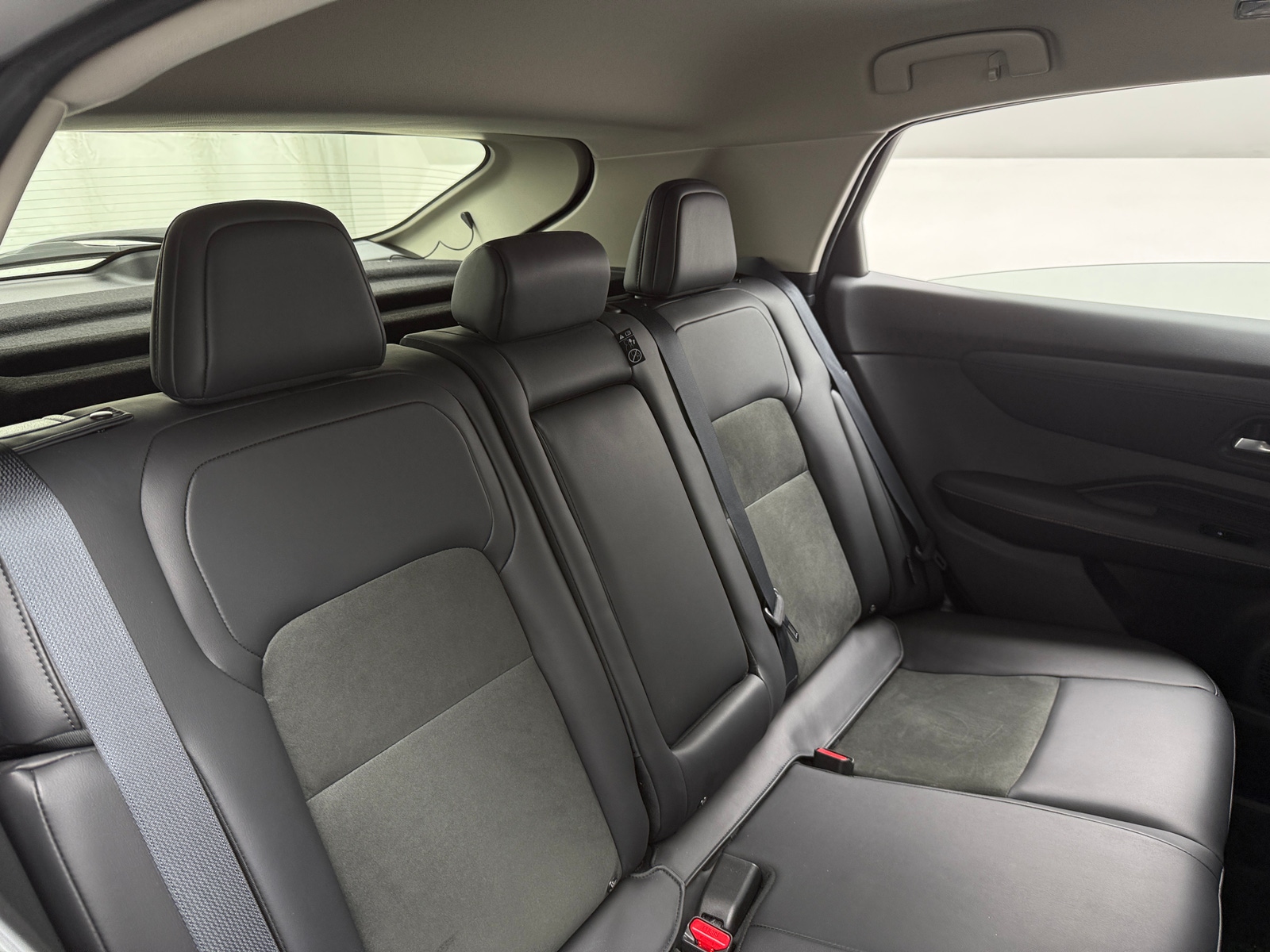 Thumbnail: 2024 Nissan Ariya - 5