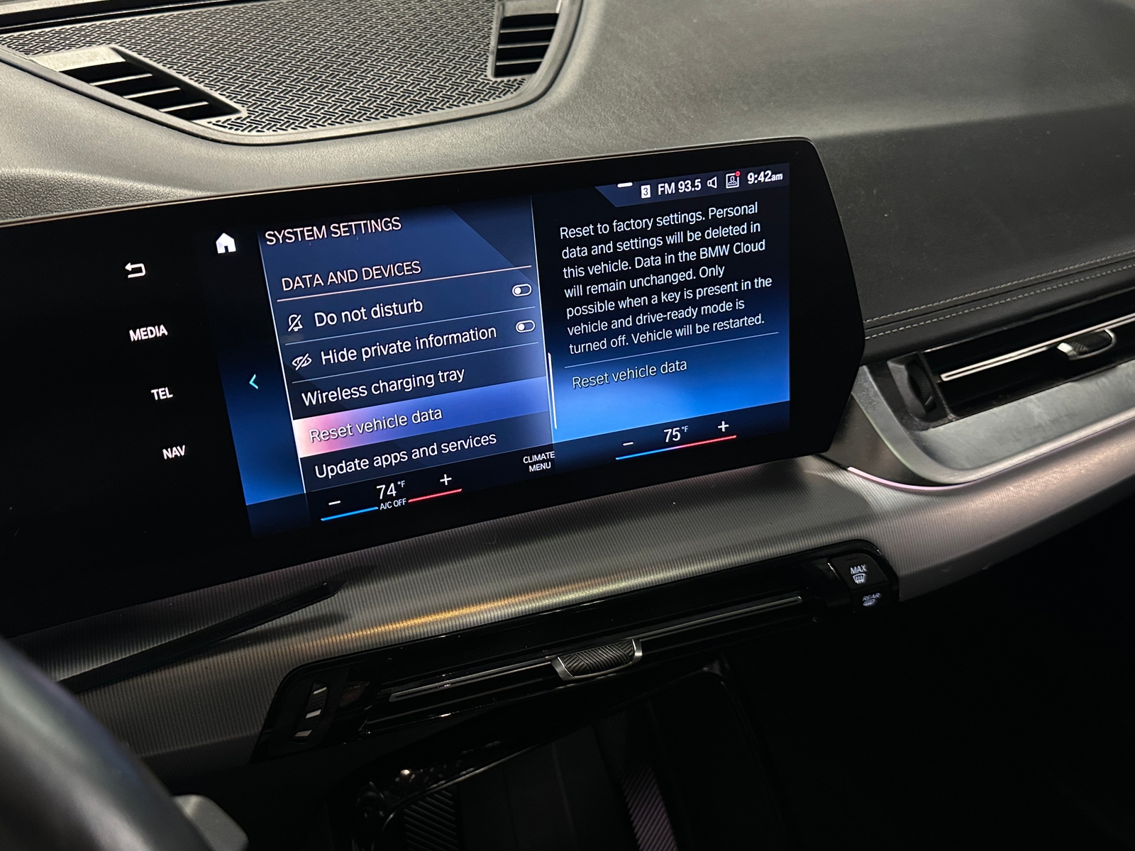 Thumbnail: 2023 BMW X1 - 3