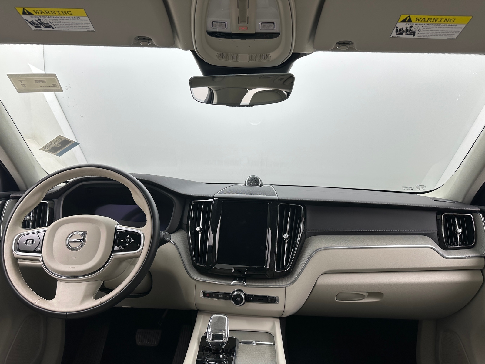 Thumbnail: 2024 Volvo XC60 - 3