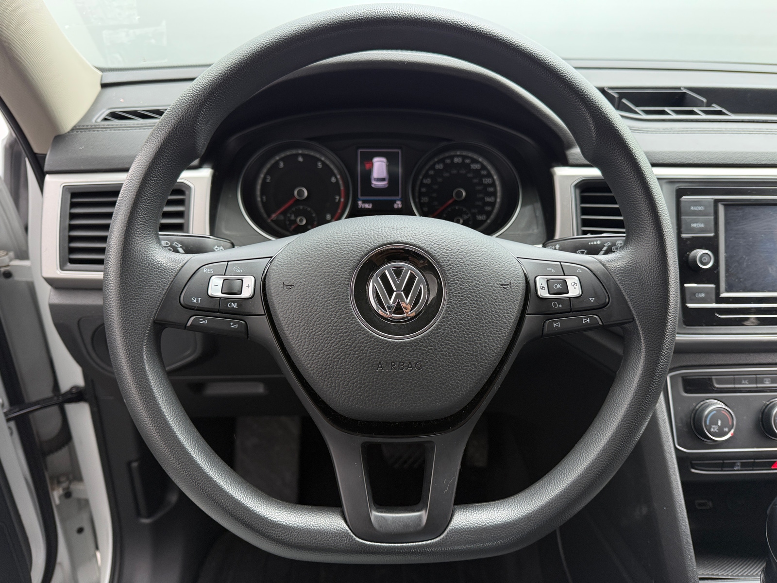 Thumbnail: 2018 Volkswagen Atlas - 5