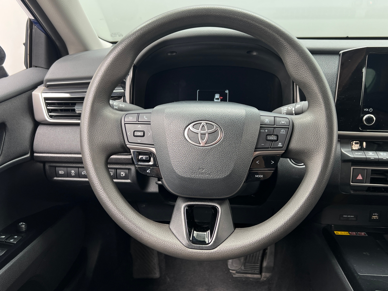 Thumbnail: 2025 Toyota Camry - 5