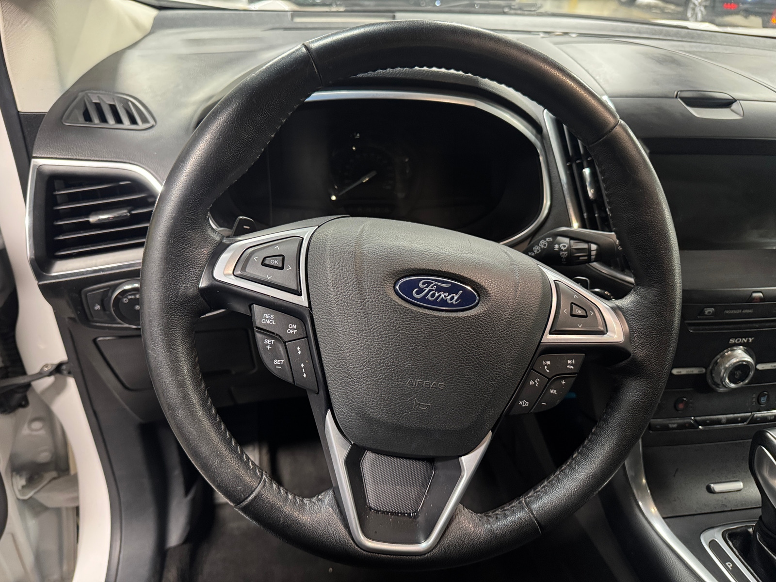 Thumbnail: 2018 Ford Edge - 4