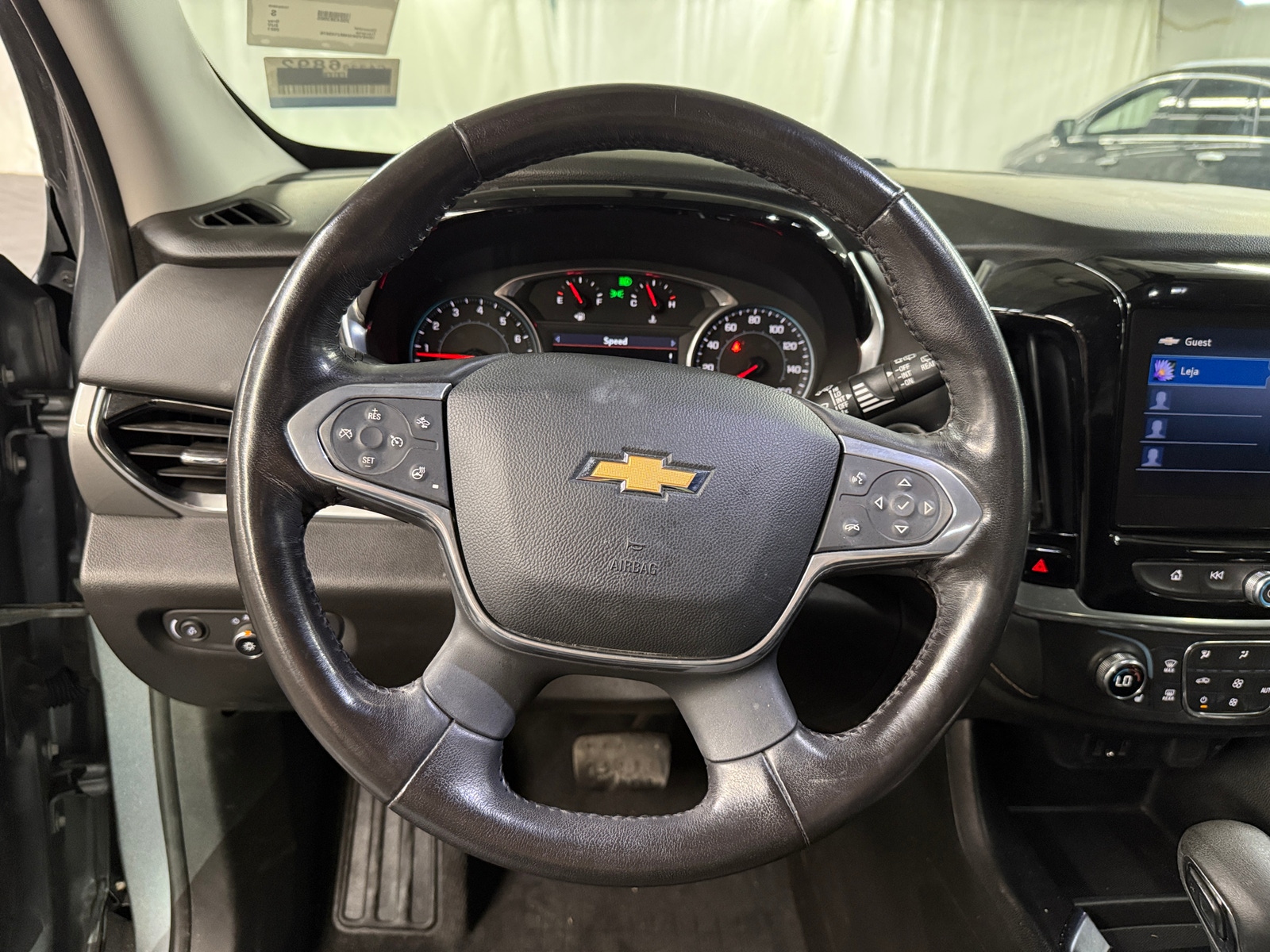 Thumbnail: 2021 Chevrolet Traverse - 5