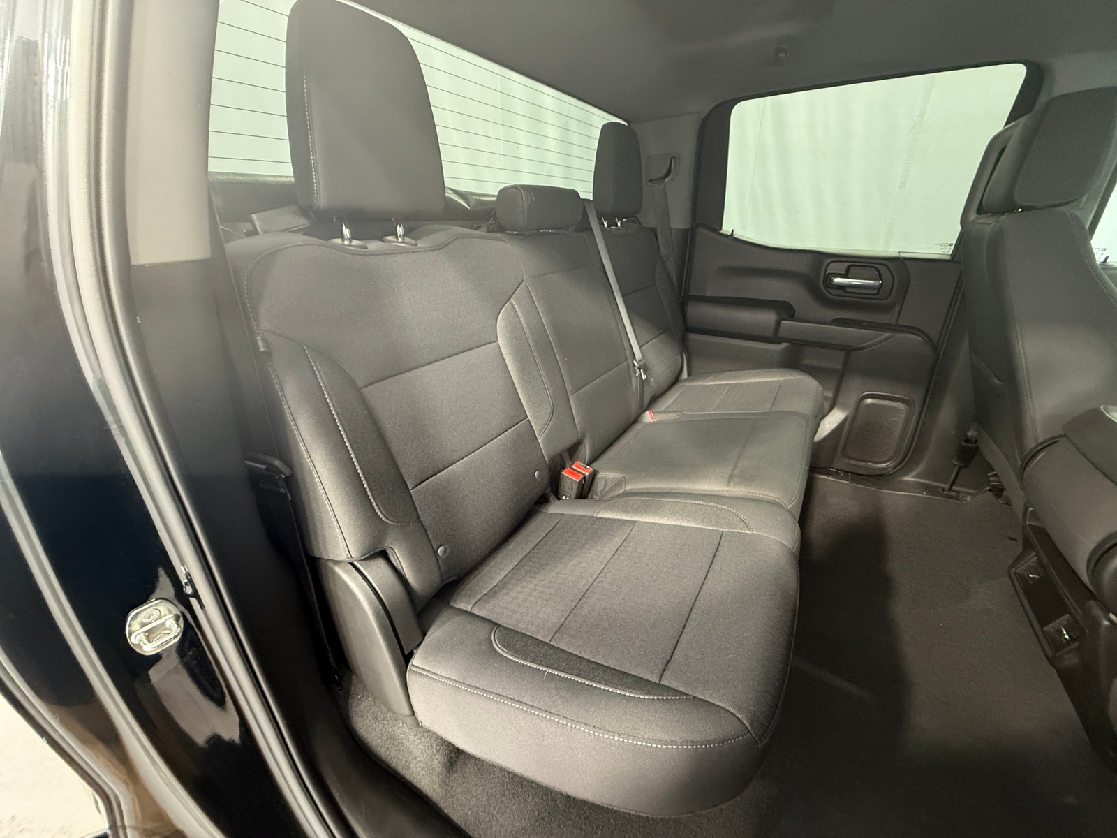 Thumbnail: 2022 Chevrolet Silverado 1500 - 6