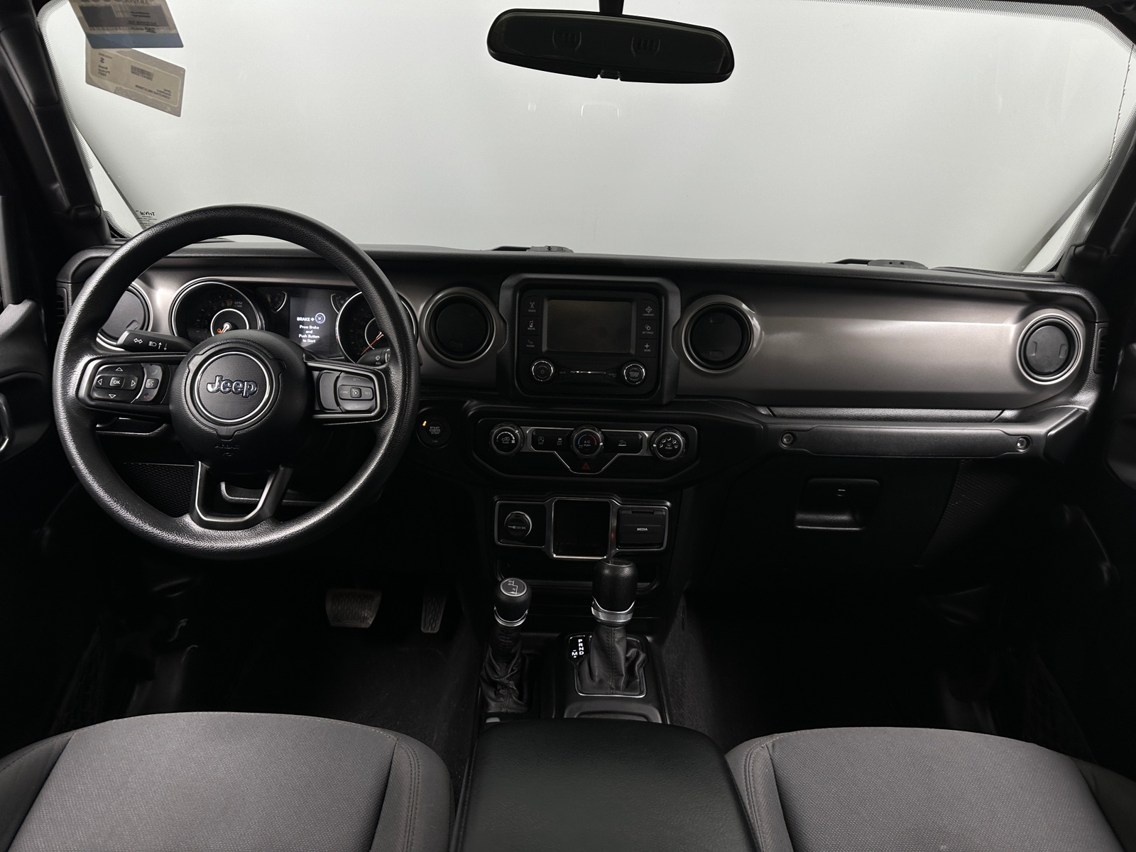 Thumbnail: 2021 Jeep Gladiator - 3