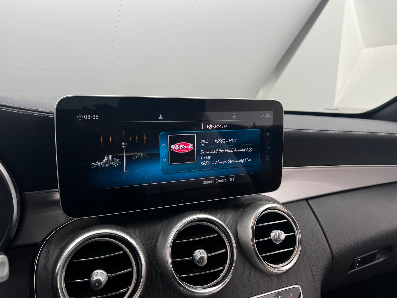 Thumbnail: 2020 Mercedes-Benz C-Class - 3