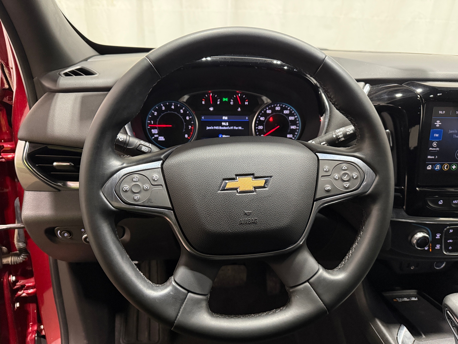 Thumbnail: 2023 Chevrolet Traverse - 5