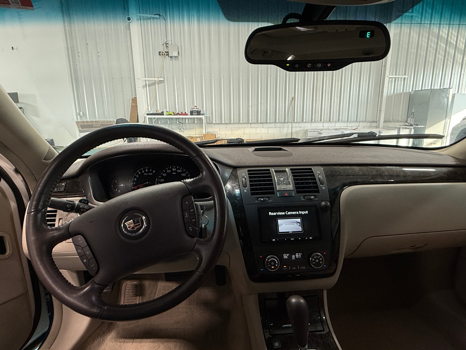 Thumbnail: 2011 Cadillac DTS - 2