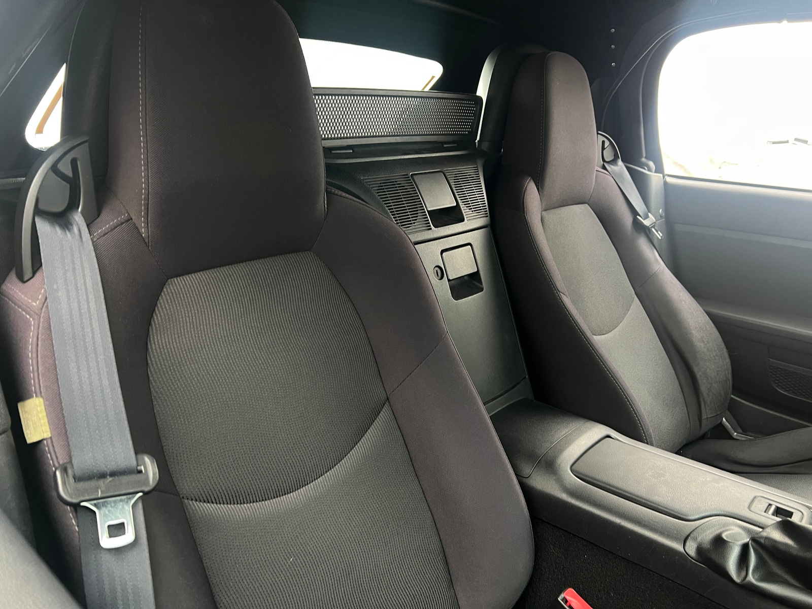 Thumbnail: 2010 Mazda MX-5 Miata - 2